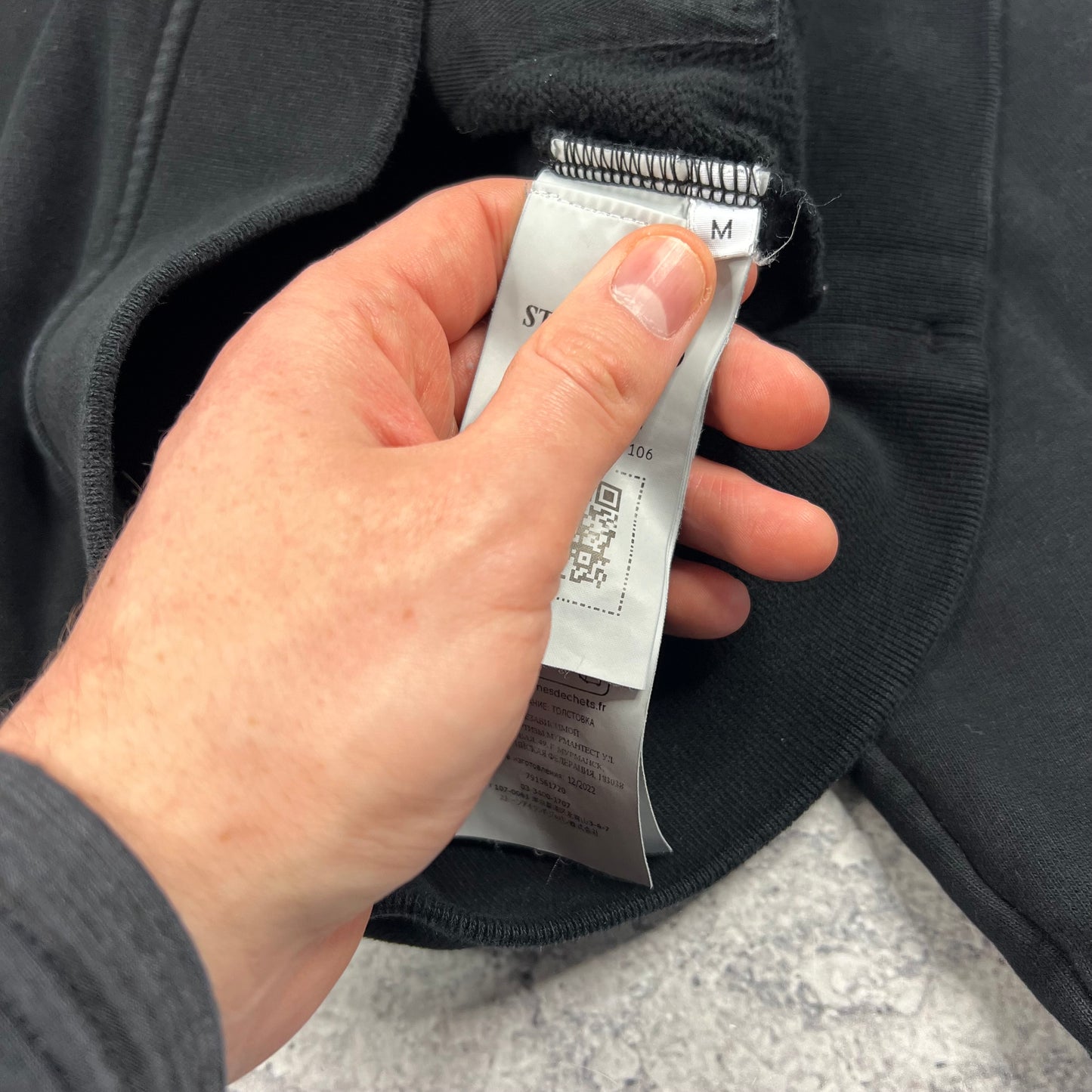 Stone Island Black Pullover Hoodie Medium 21.75”