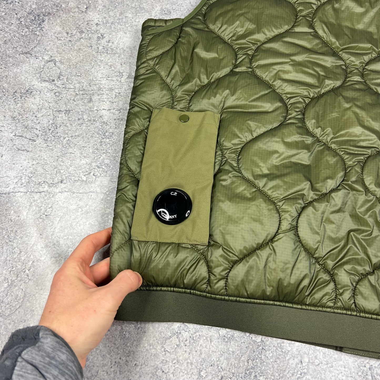 CP Company Liner Primaloft Lens Vest Large 22.5” BNWT