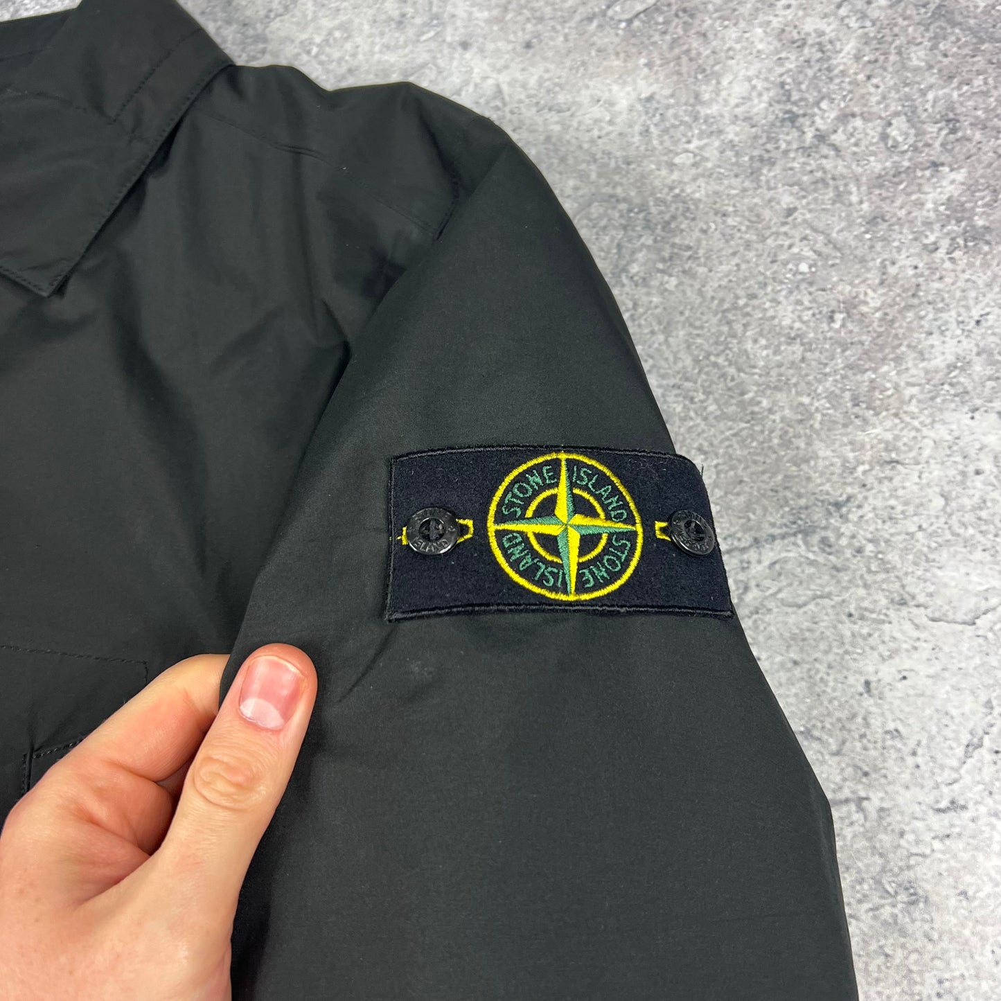 Stone Island Black Goretex Primaloft Mac Jacket Medium 22”