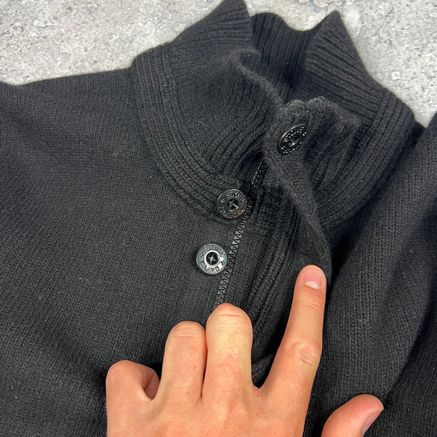 Stone Island Black Wool Quarter Zip Pullover Medium 20.5”