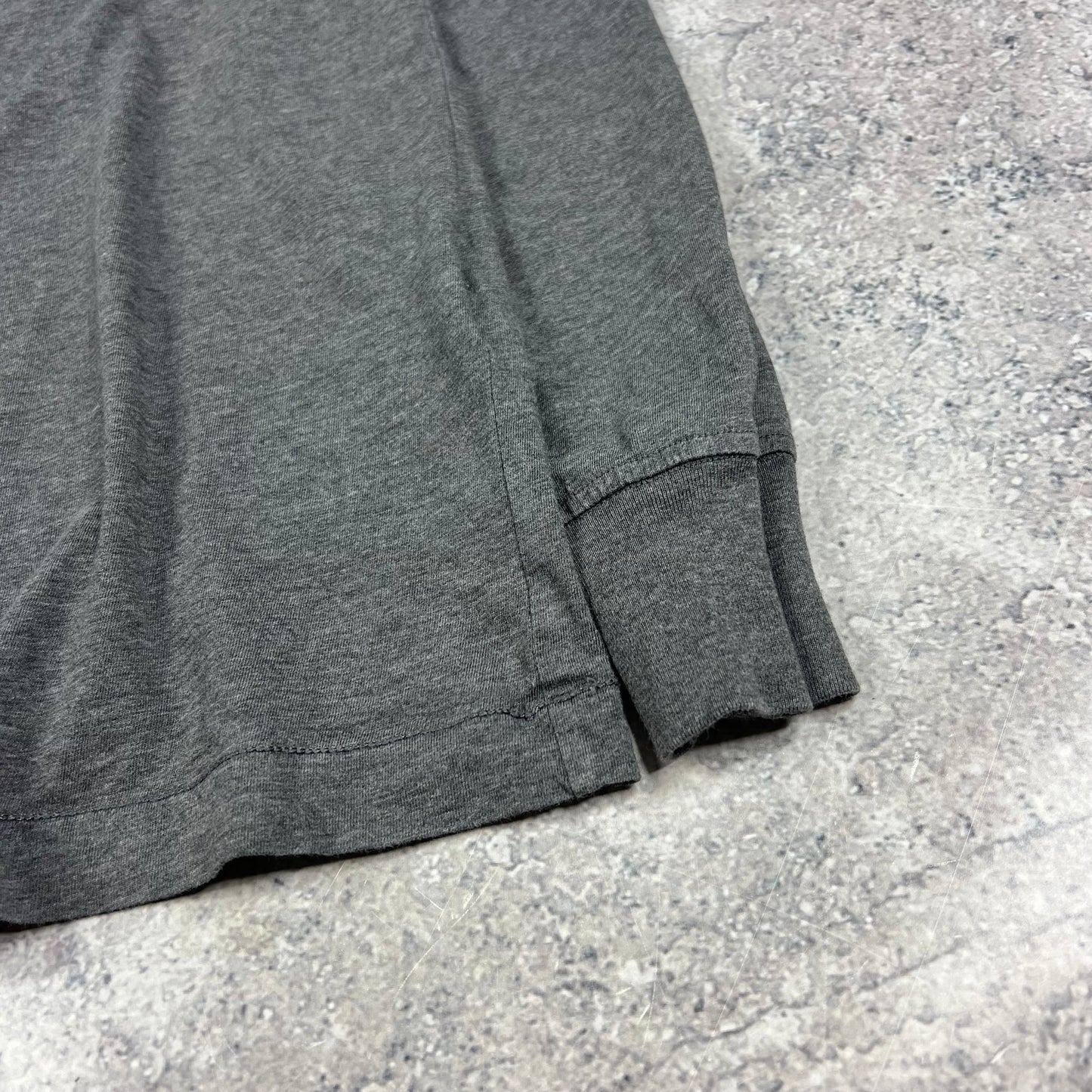 Stone Island Dark Grey L/S T-Shirt Medium 20”
