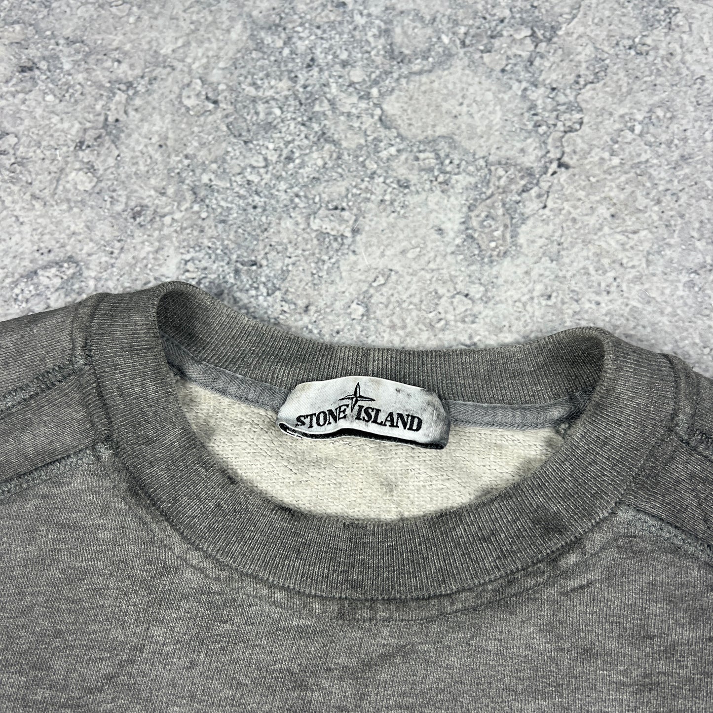Stone Island Grey Dust Sweatshirt Medium 22.5”