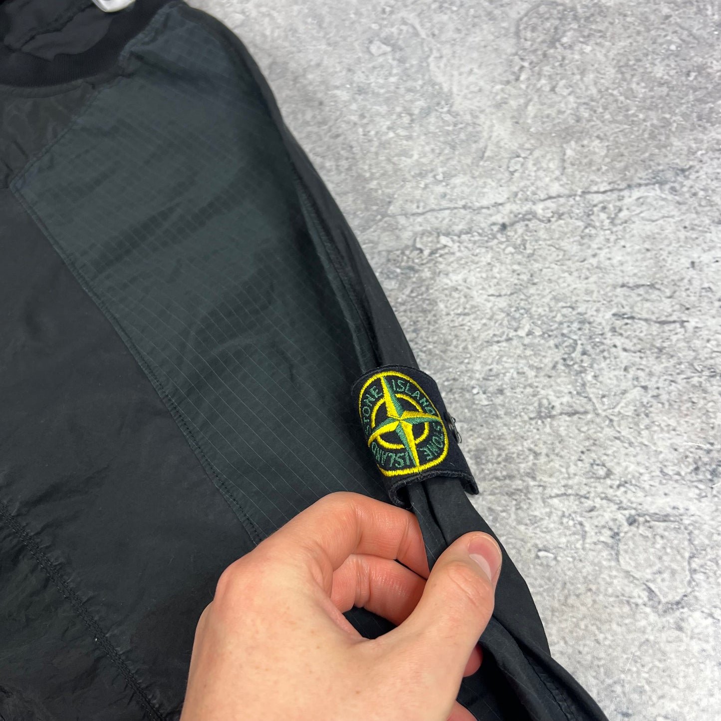 Stone Island Black Nylon Metal Ripstop Pullover Medium 23.5”