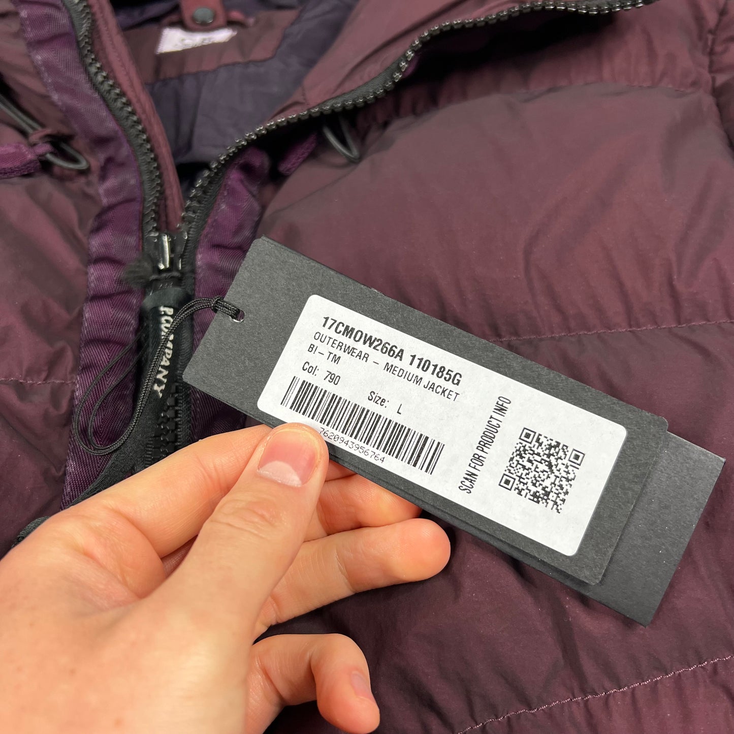 CP Company Burgundy Bi-TM Down Goggle Jacket Large 25” BNWT