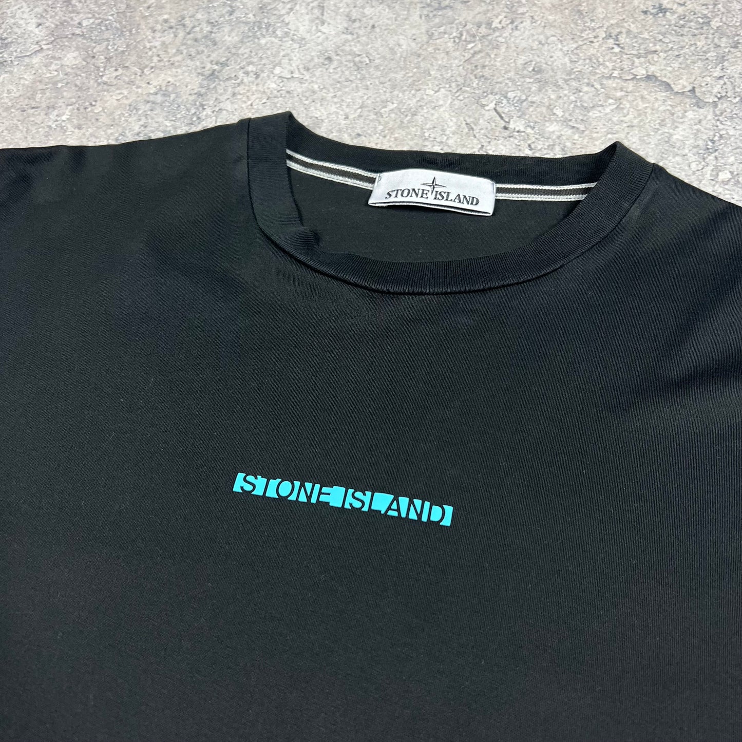 Stone Island Black/Blue Logo T-Shirt Large 21.75”