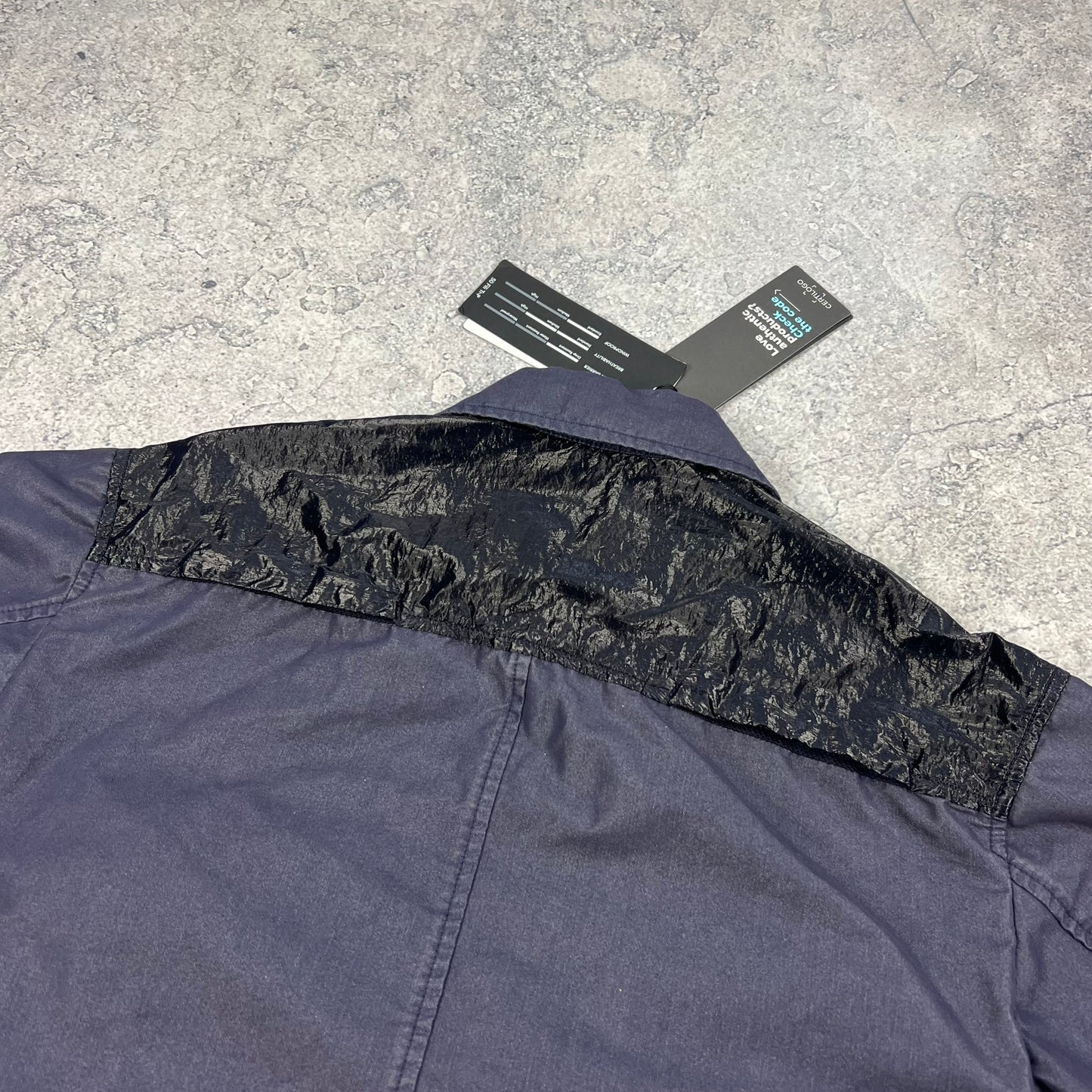 CP Company Navy 50 Fili Tr-P Lens Jacket Small 20.25” BNWT