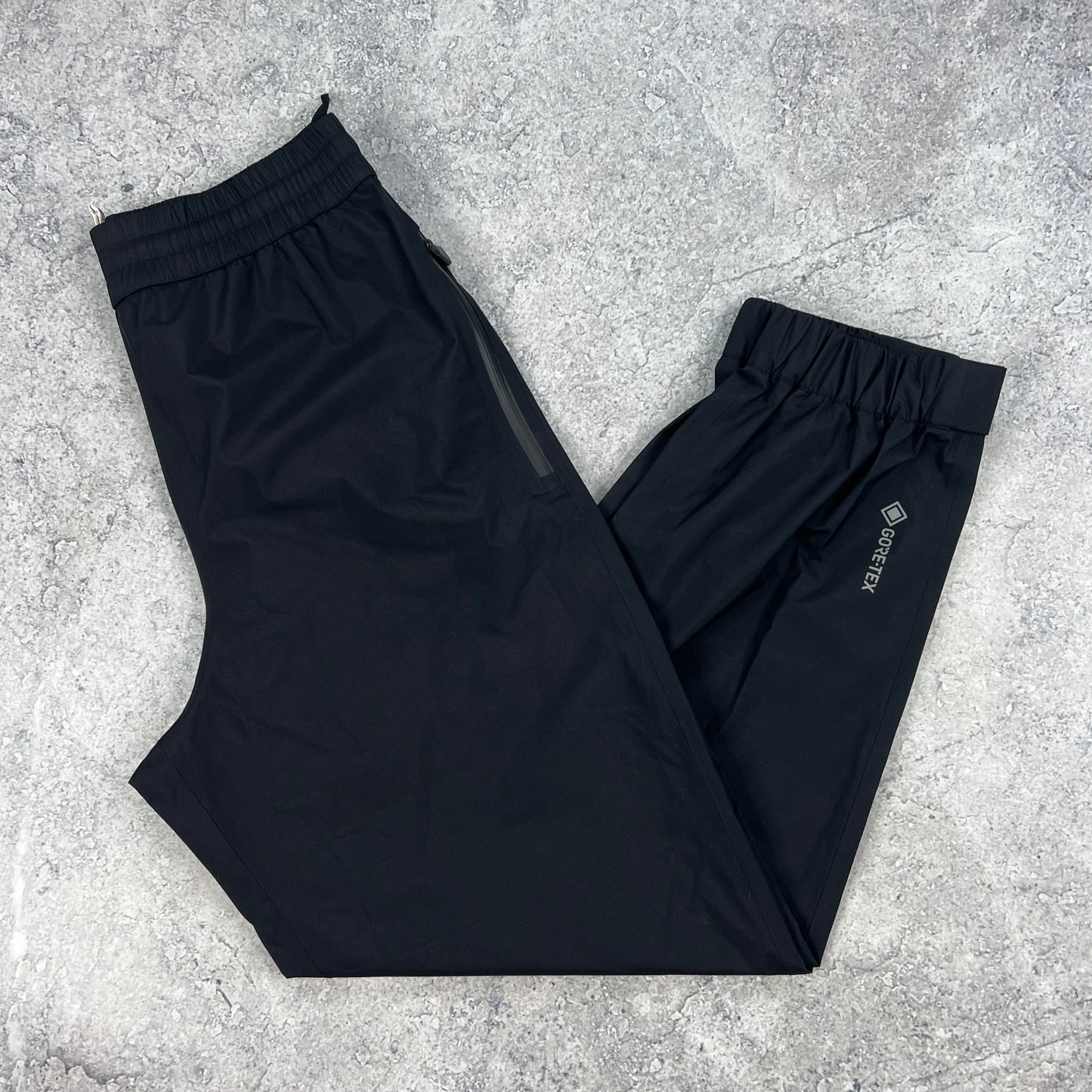 Moncler Black Goretex Daynamic Cargos Small 30”