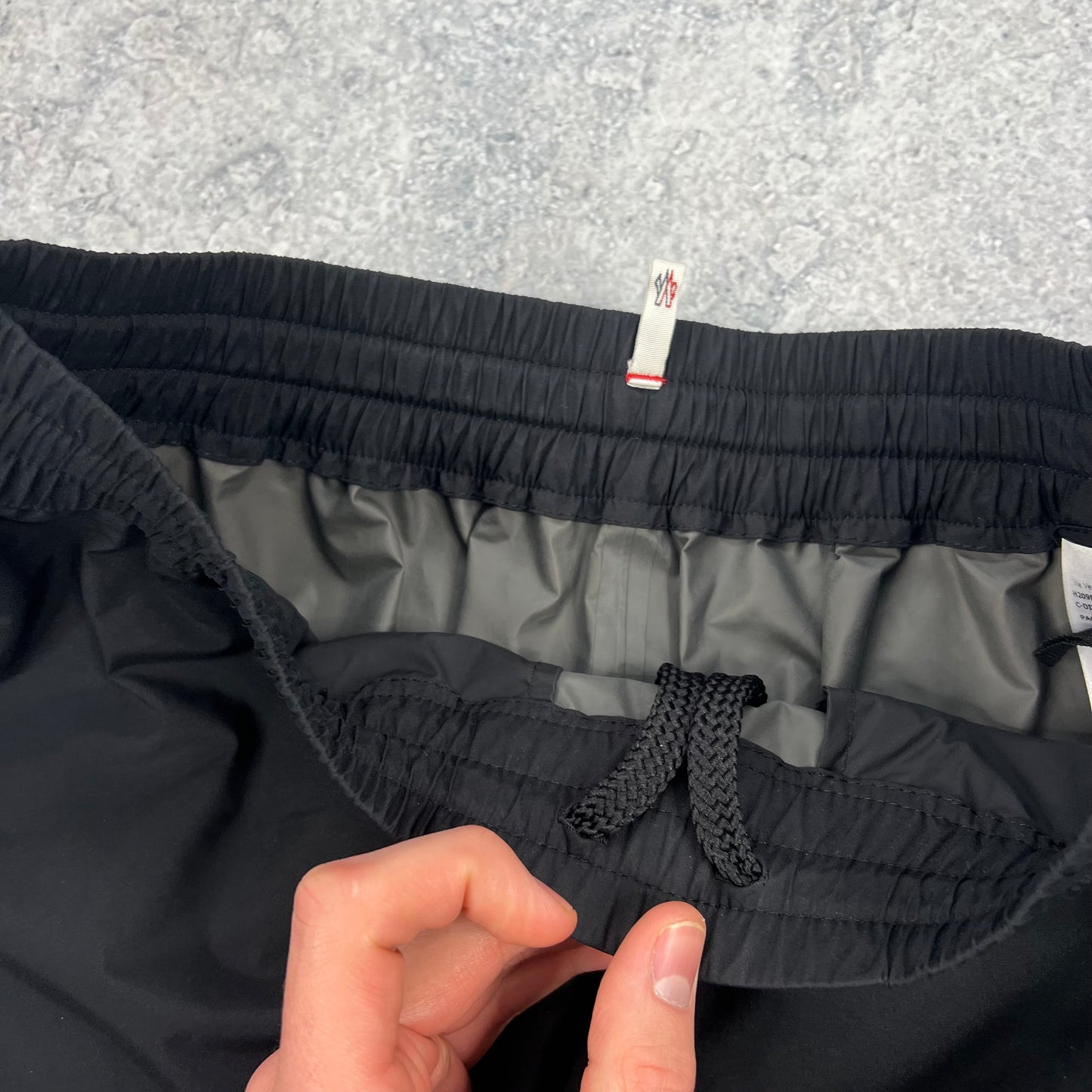 Moncler Black Goretex Daynamic Cargos Small 30”