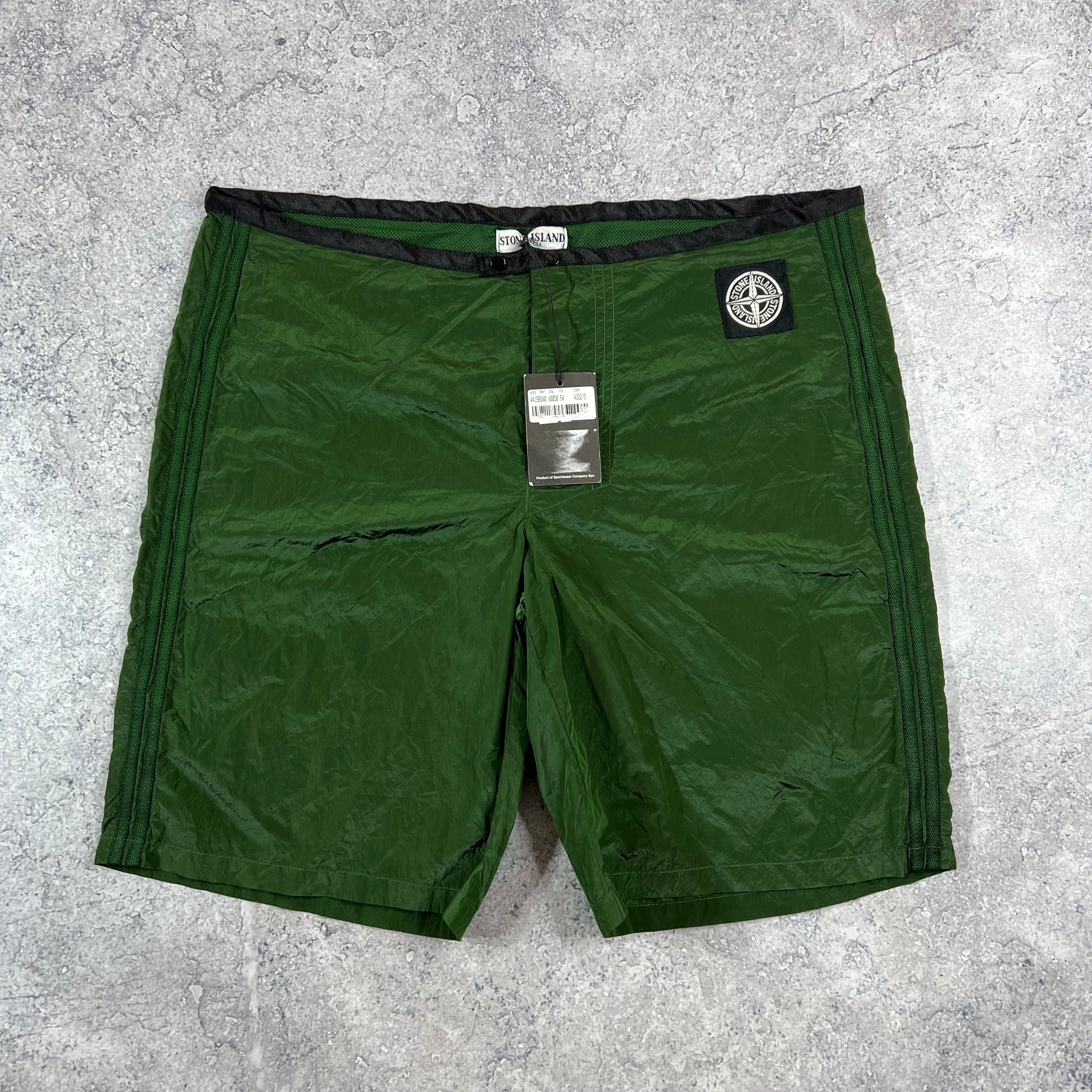 Stone island shorts sizing online