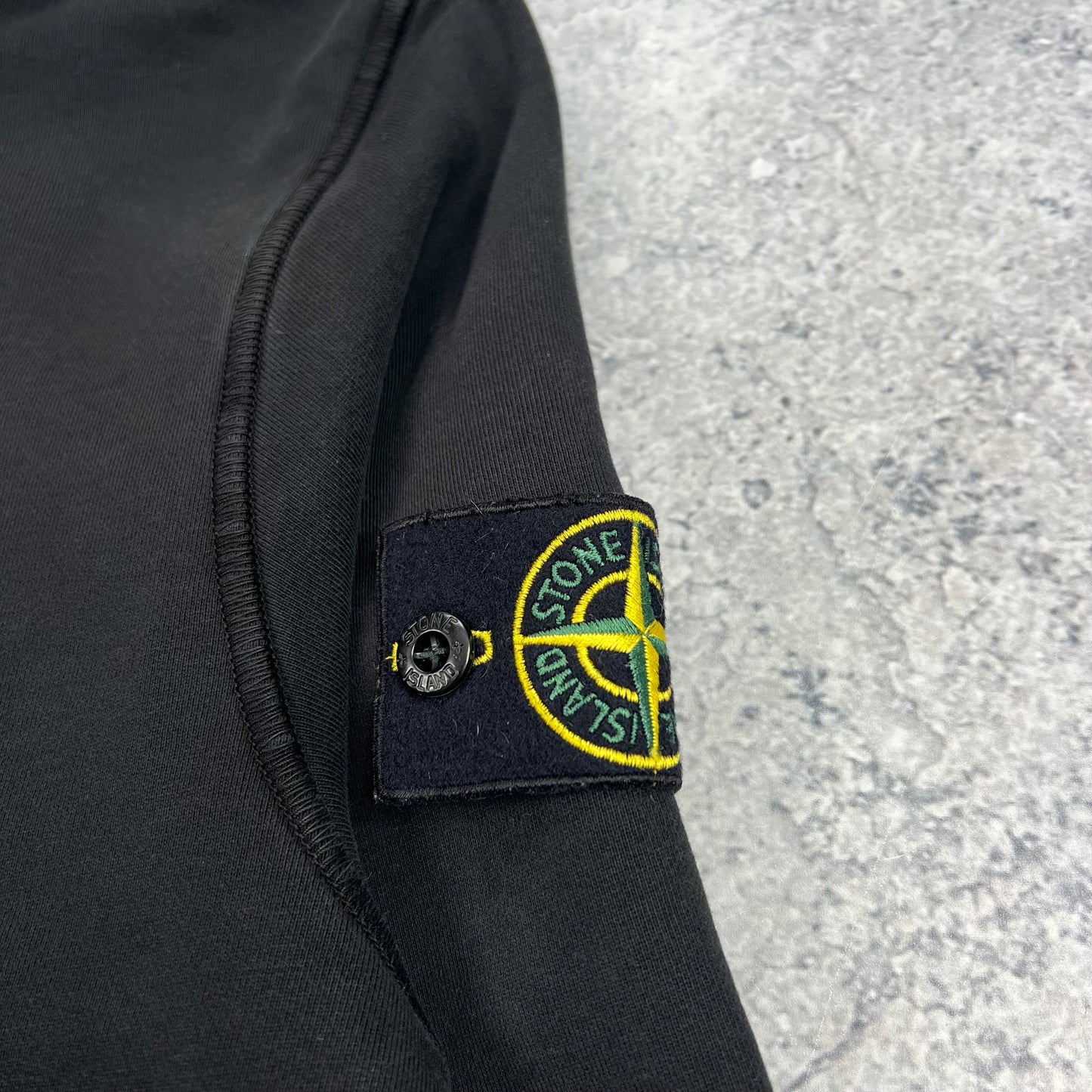 Stone Island Black Pullover Hoodie Medium 22”