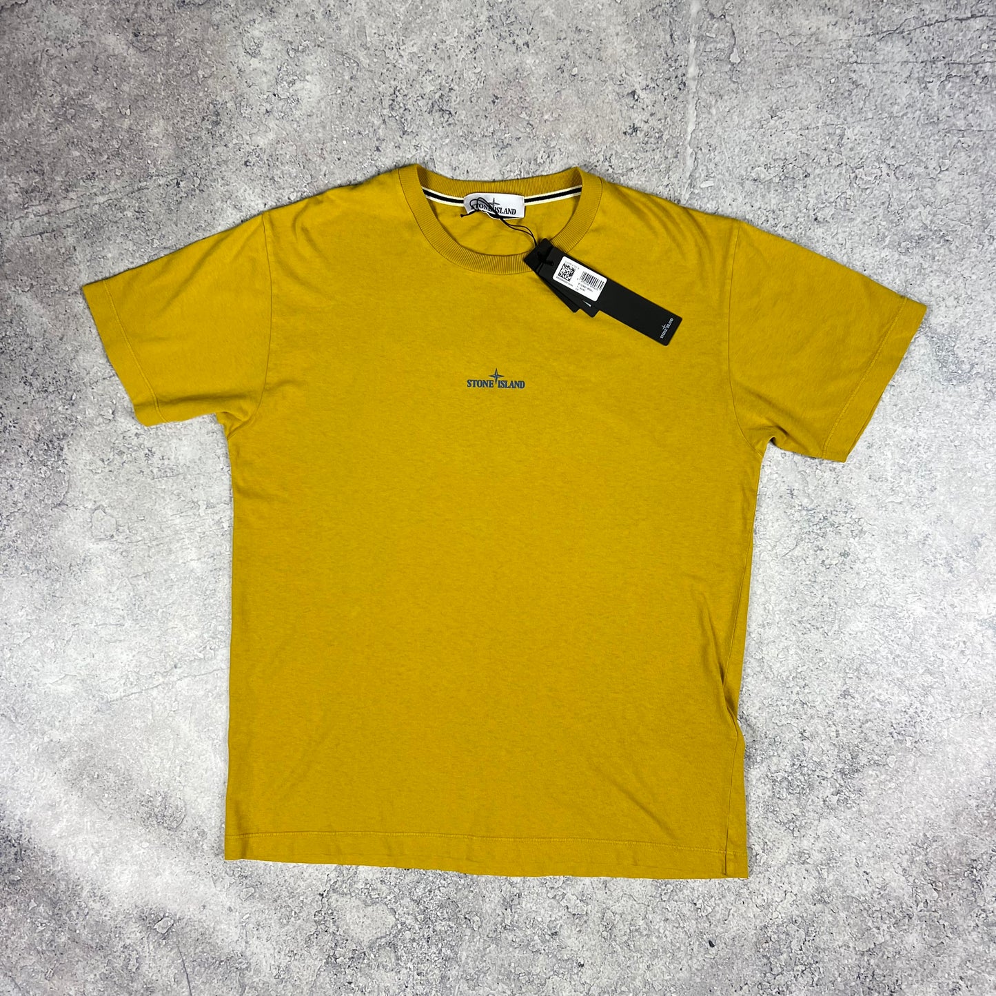Stone Island Mustard Logo T-Shirt Large 21.5” BNWT