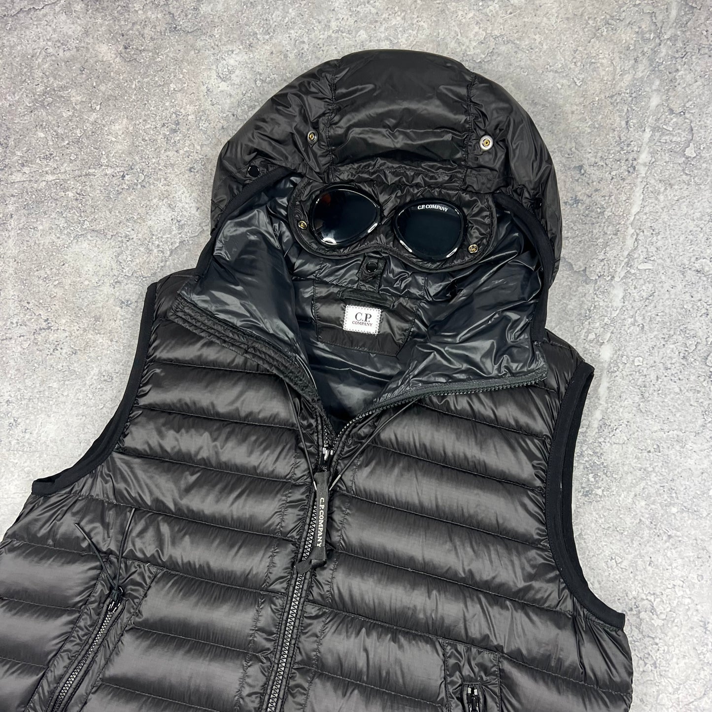 CP Company DD Shell Black Down Goggle Gilet 48- Medium 22”