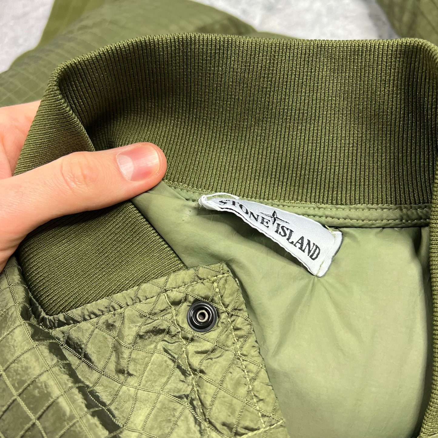 Stone Island Macro Nylon Metal Ripstop Down Jacket Medium 23”