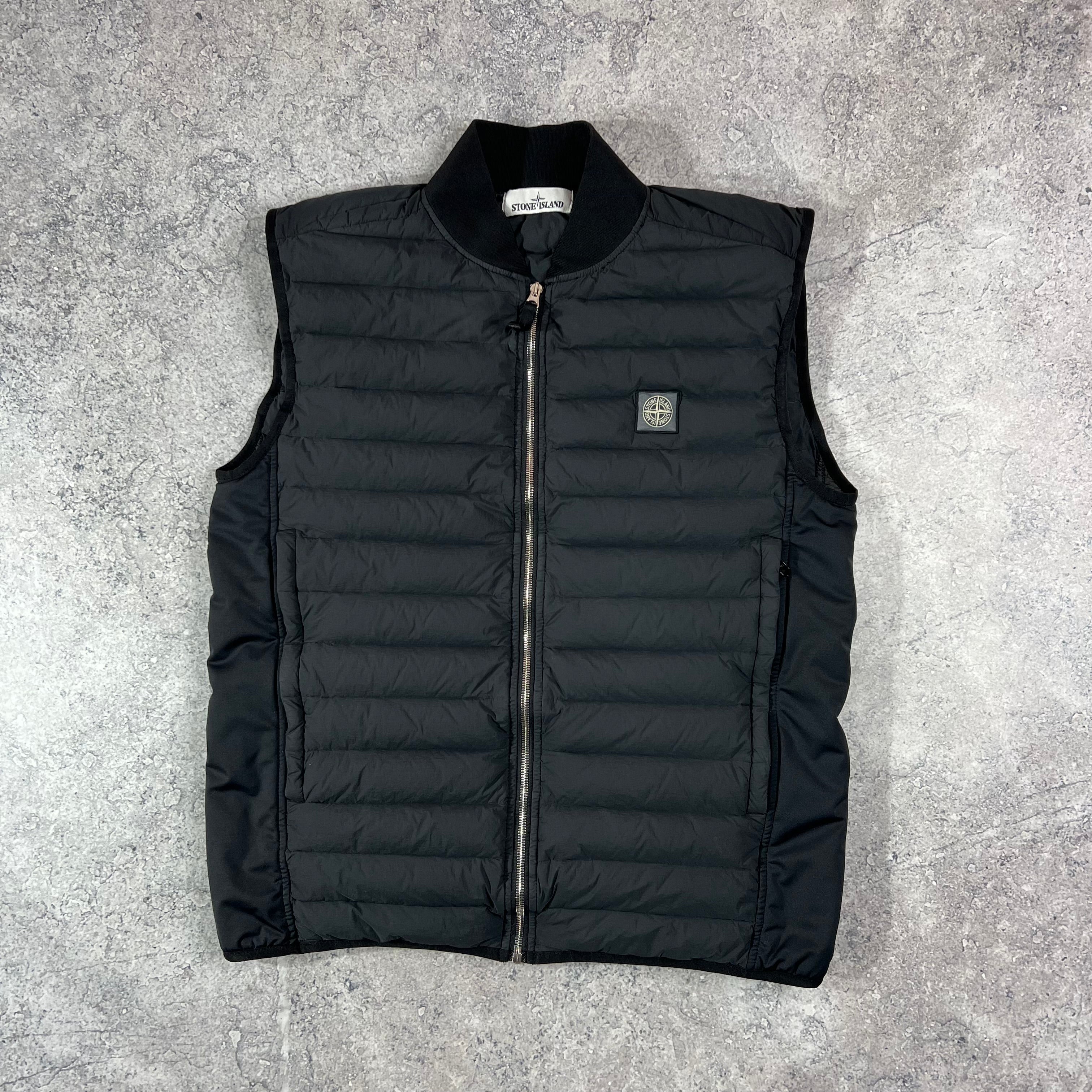 Stone island hot sale gilet black