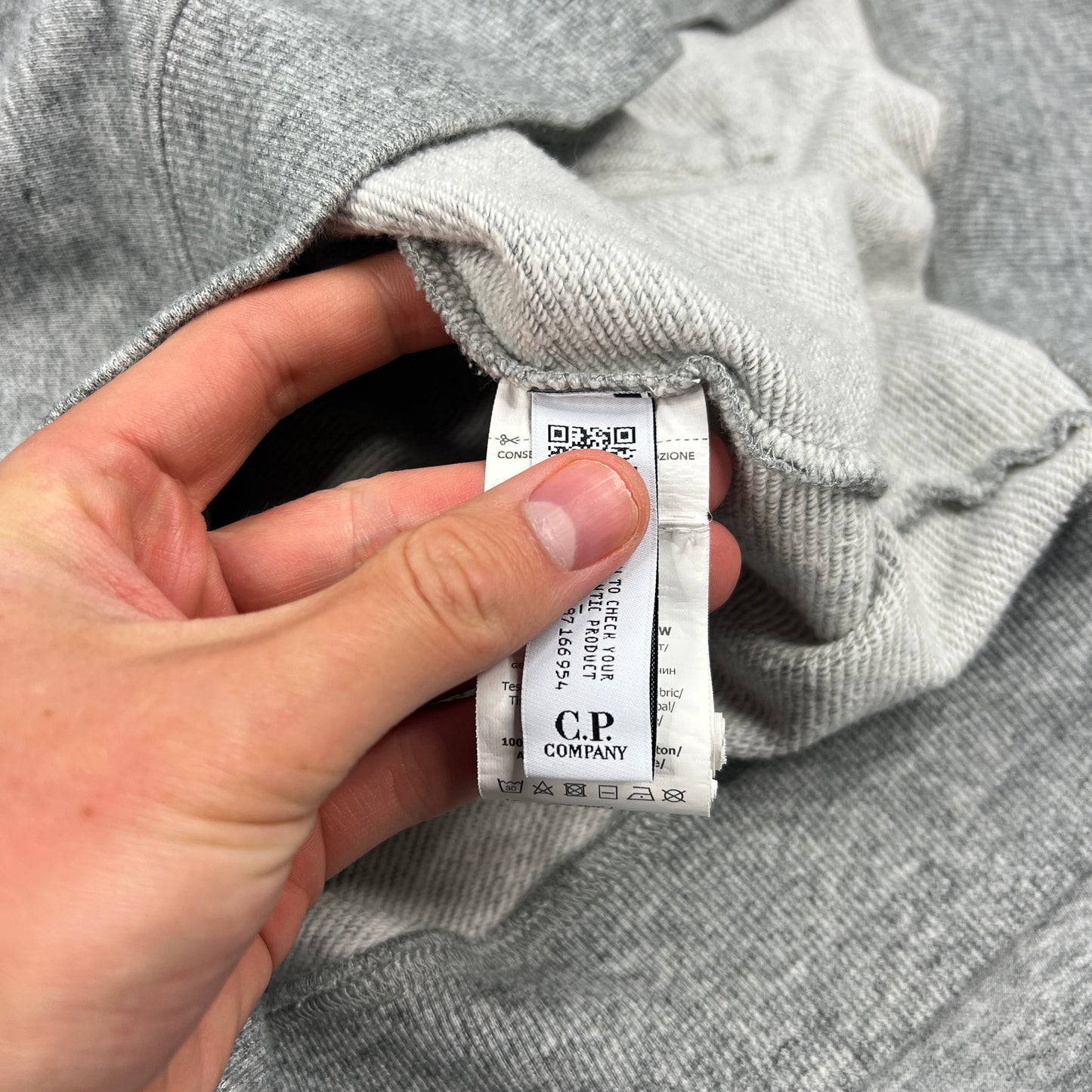 CP Company Grey Pullover Lens Hoodie Medium 23”