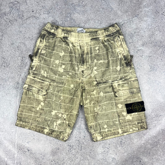 Stone Island Ghillie Dust Cargo Shorts W30”