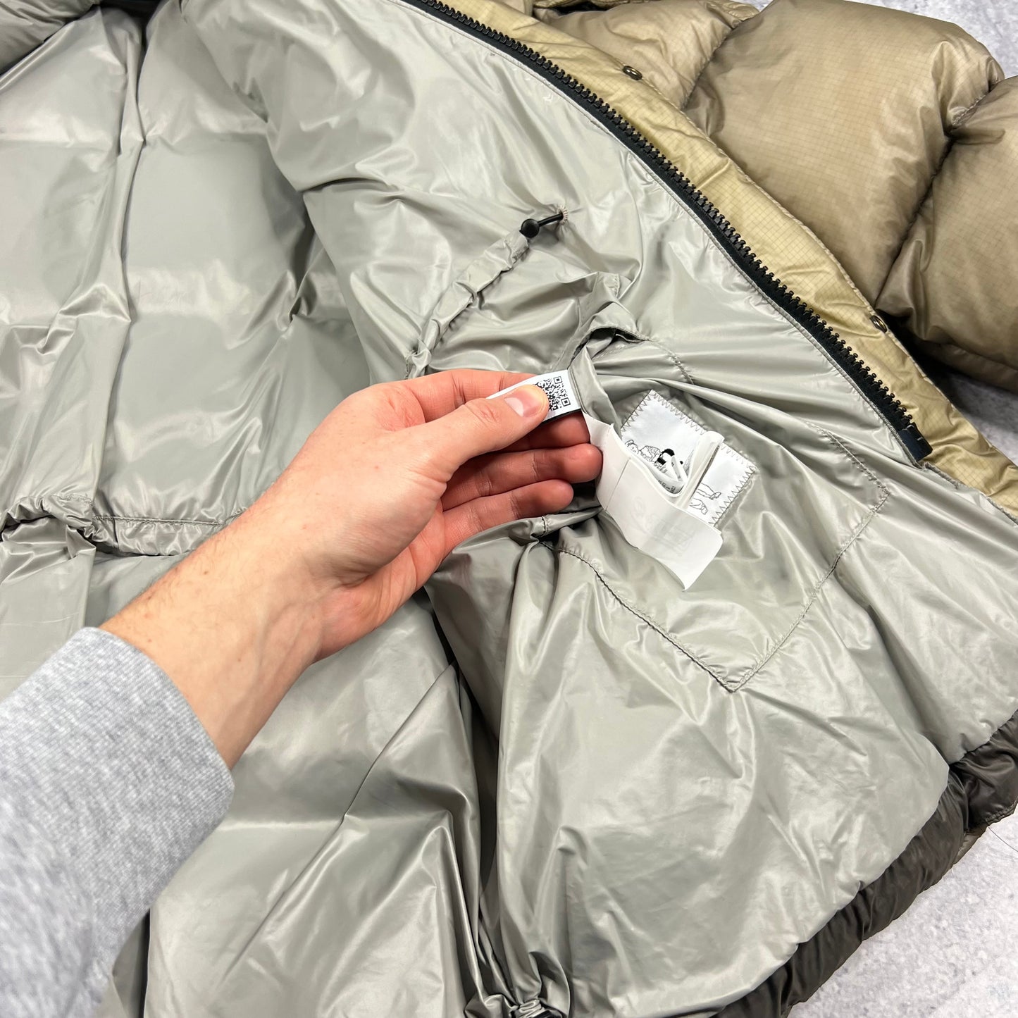 CP Company DD Shell Lens Down Parka XL 26.25”