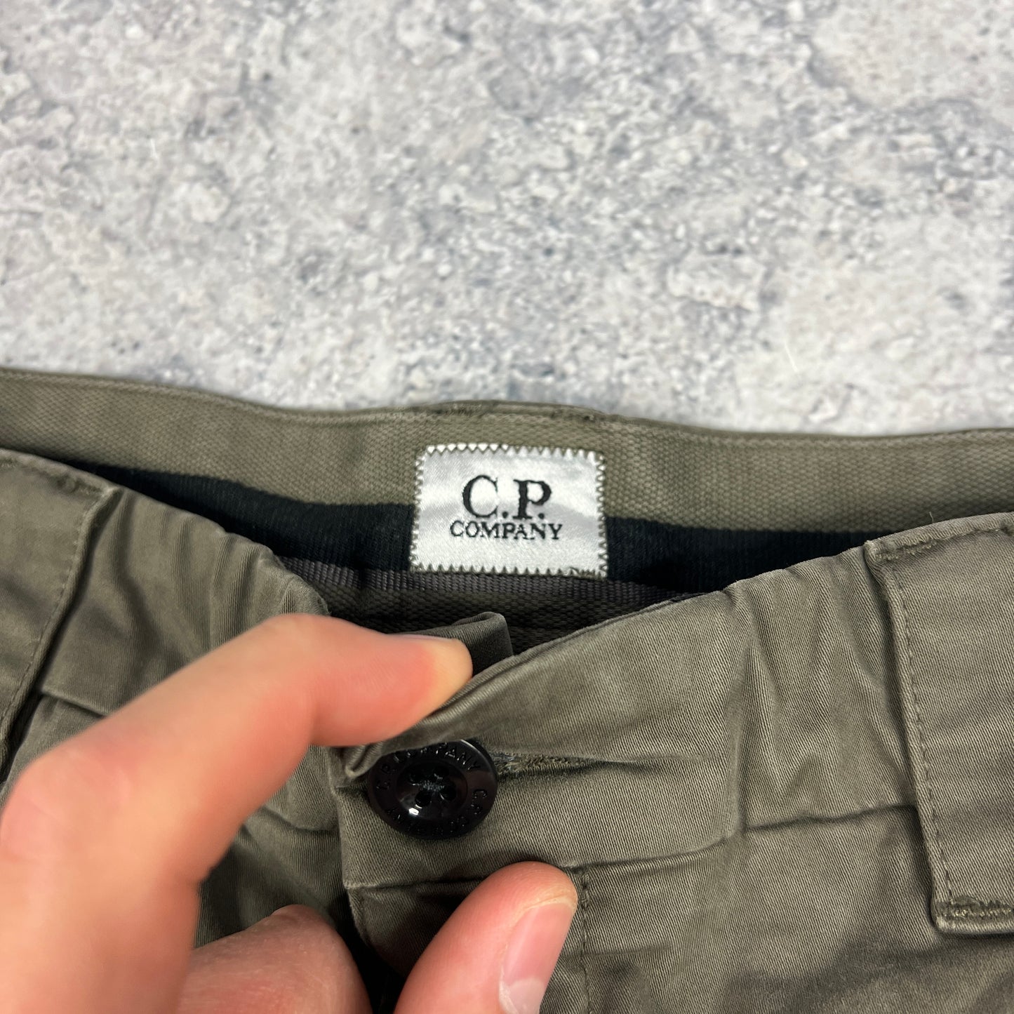 CP Company Khaki Lens Cargos Size 48- W32”