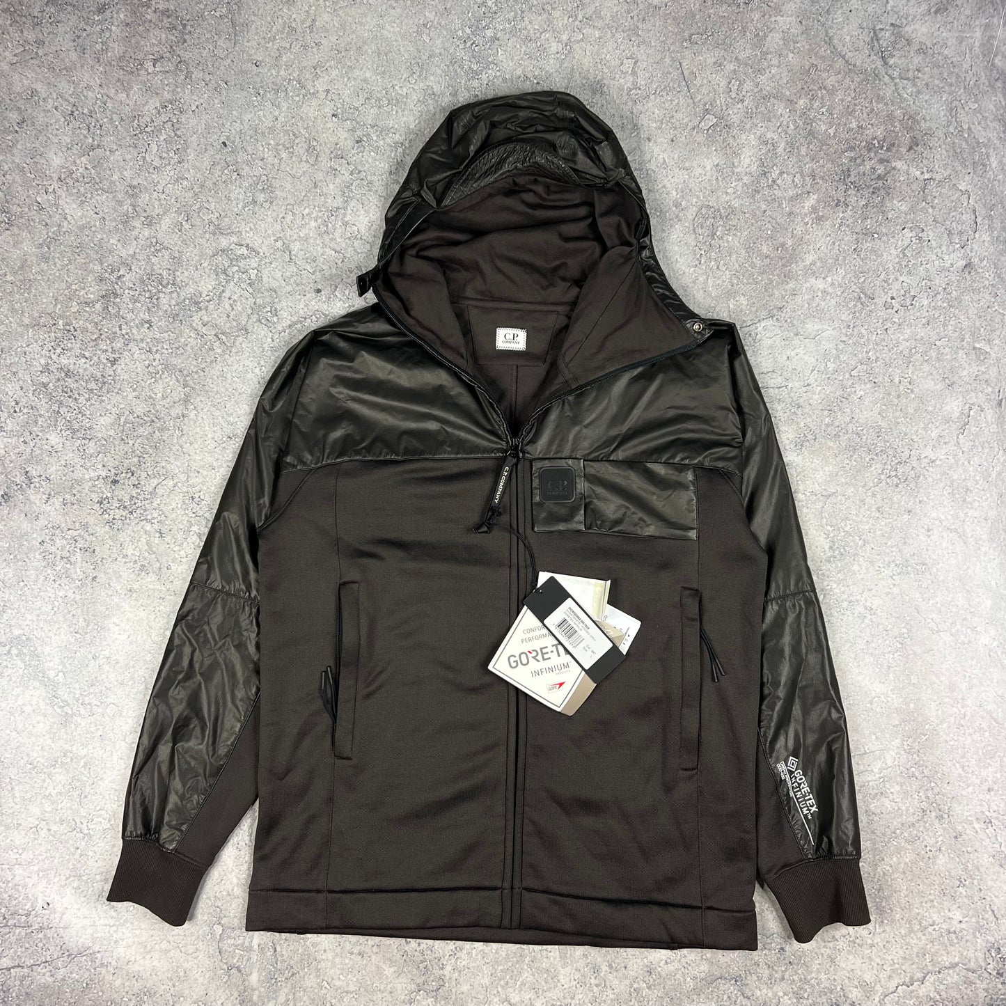 CP Company Metropolis Goretex Hoodie Large 22.75” BNWT