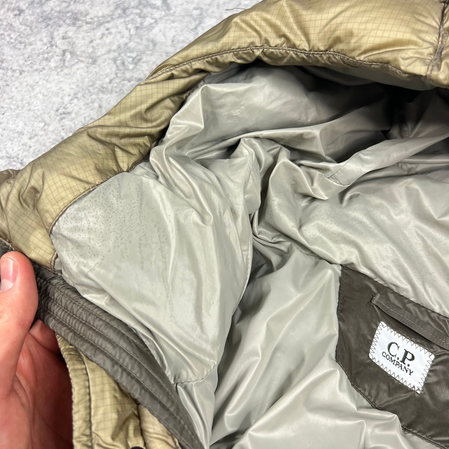 CP Company DD Shell Lens Down Parka XL 26.25”