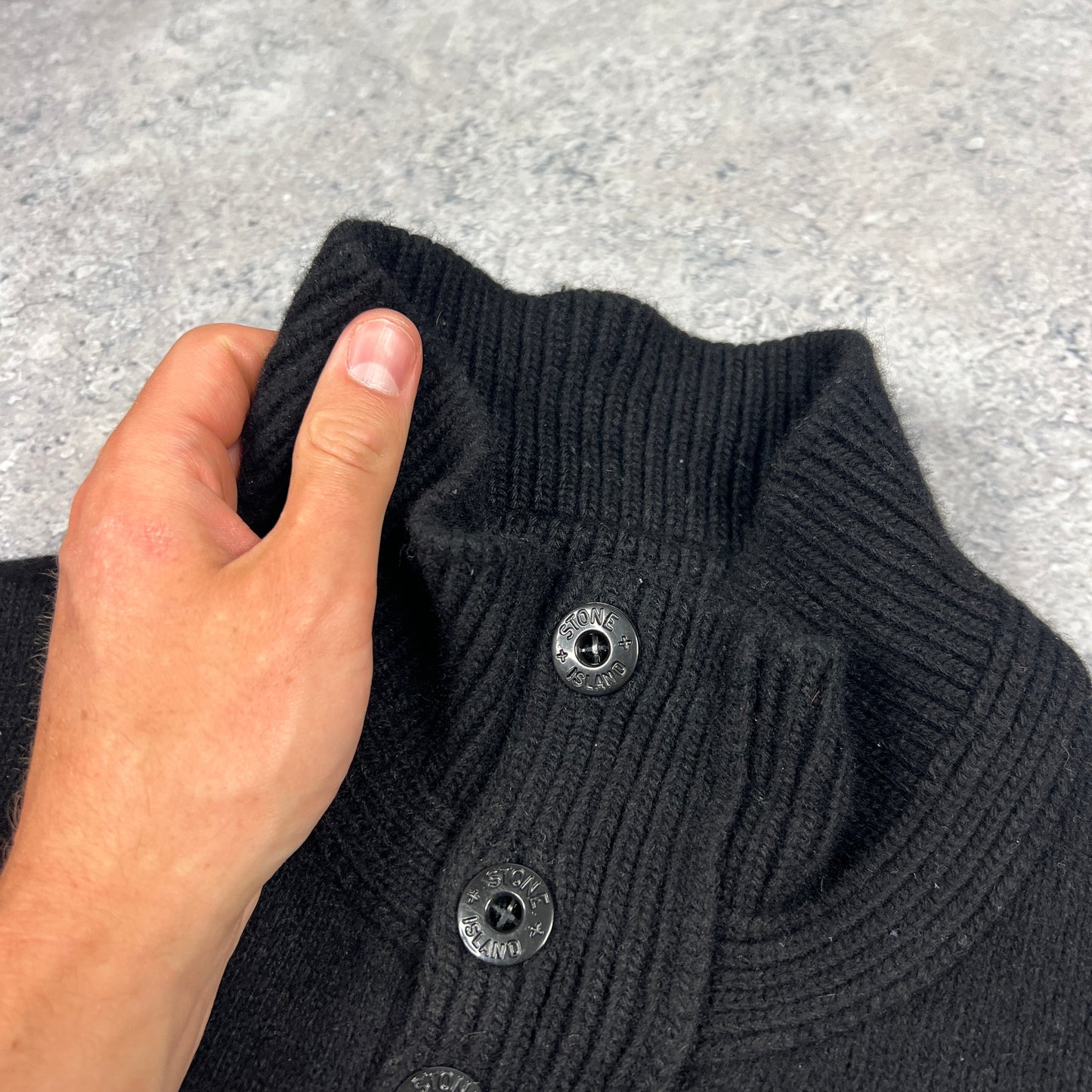 Stone Island Black Wool Quarter Zip Pullover Medium 20.5”