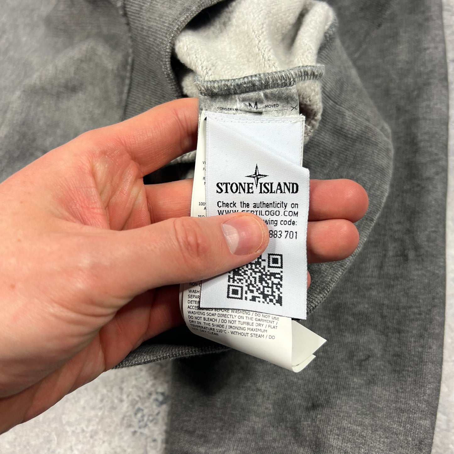 Stone Island Grey Dust Sweatshirt Medium 22.5”