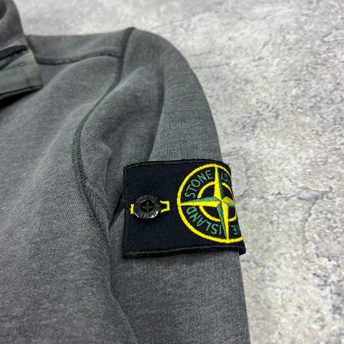 Stone Island Dark Grey Q Zip Sweatshirt Small 20.25”