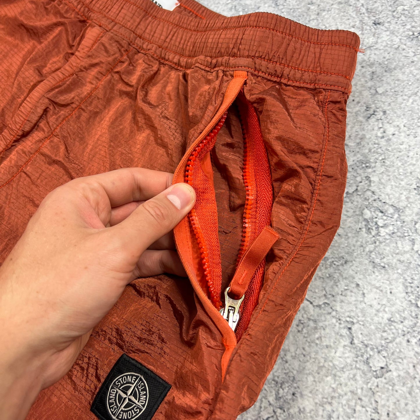 Stone Island Nylon Metal Ripstop Cargo Shorts Medium 32”