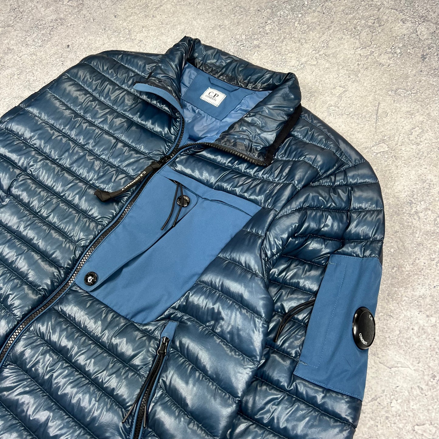 CP Company DD Shell Down Jacket 48- Medium 21”