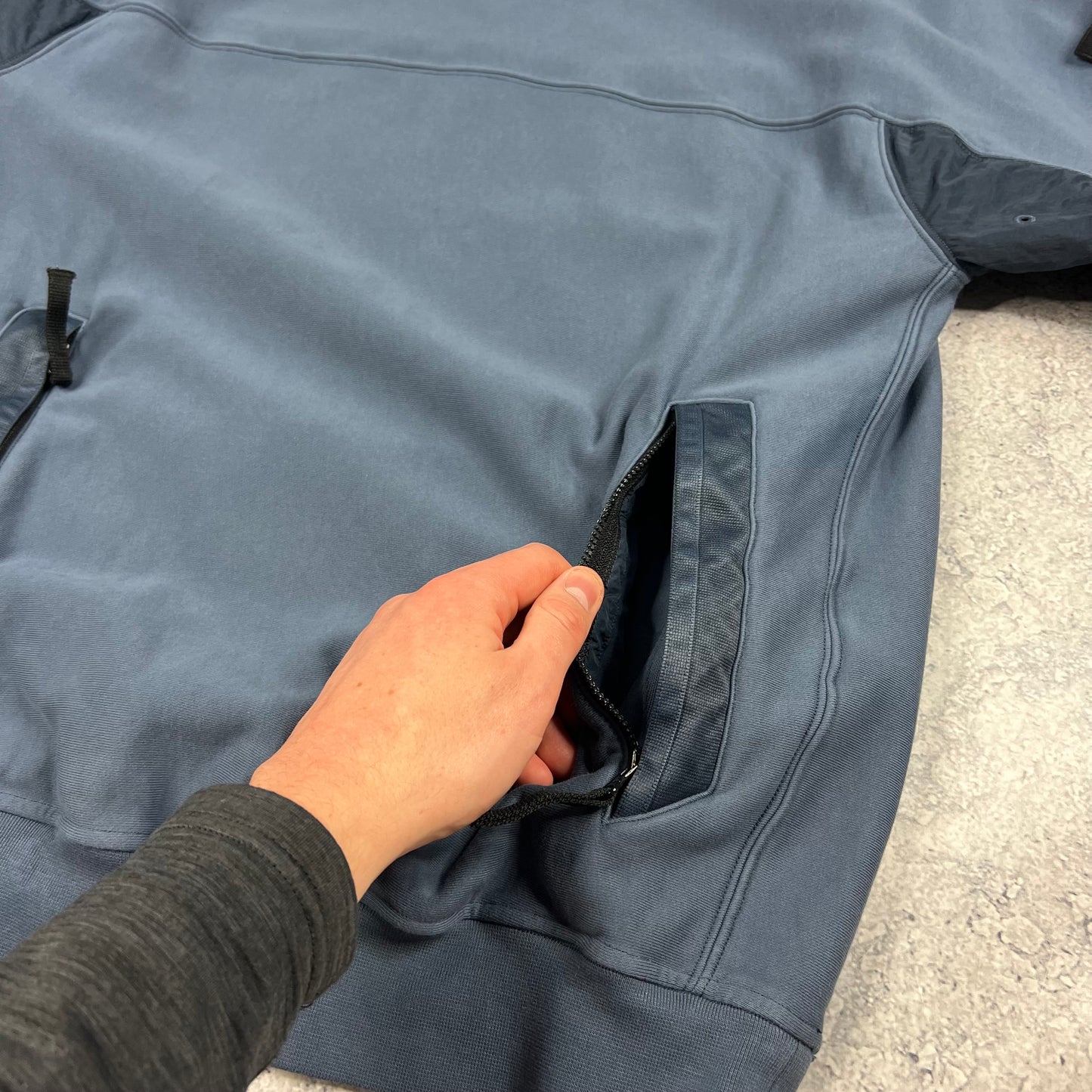 Stone Island Blue Nylon Metal Primaloft Sweatshirt Medium 21”