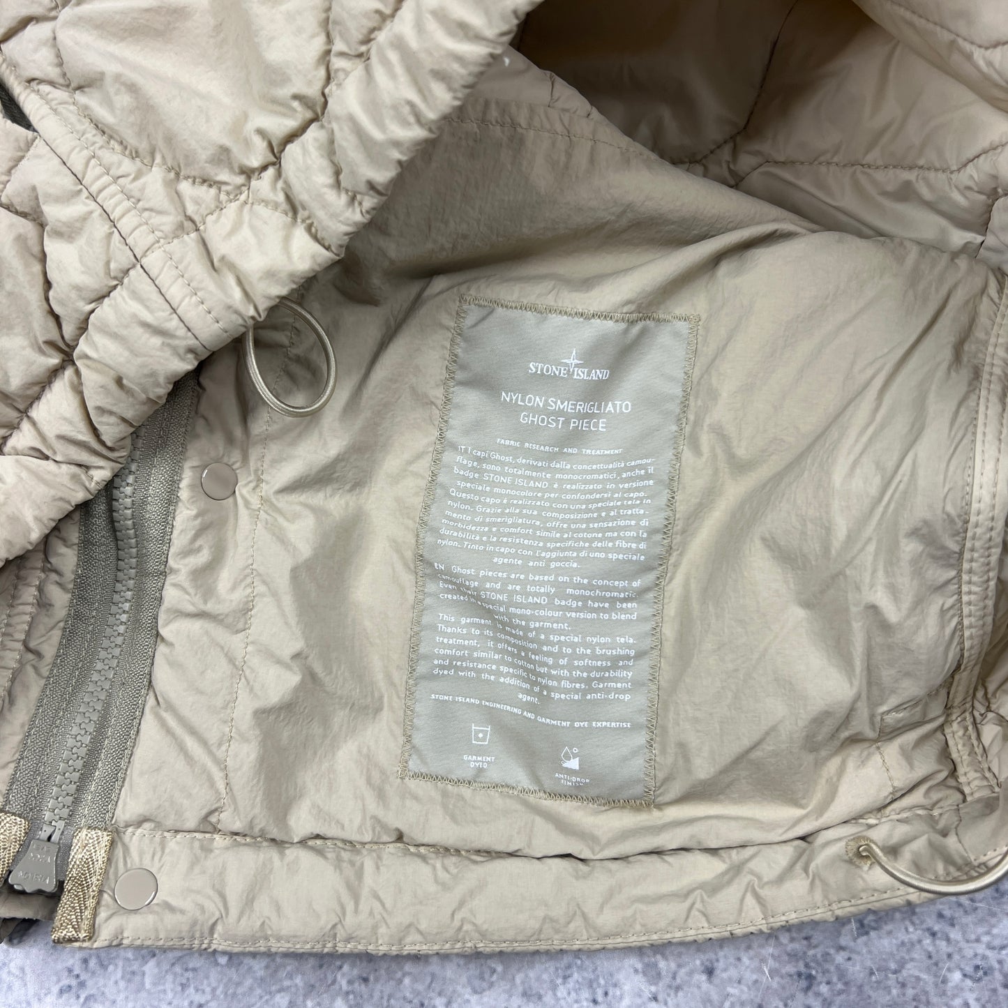 Stone Island Beige Nylon Smerigliato Gilet Medium 21”
