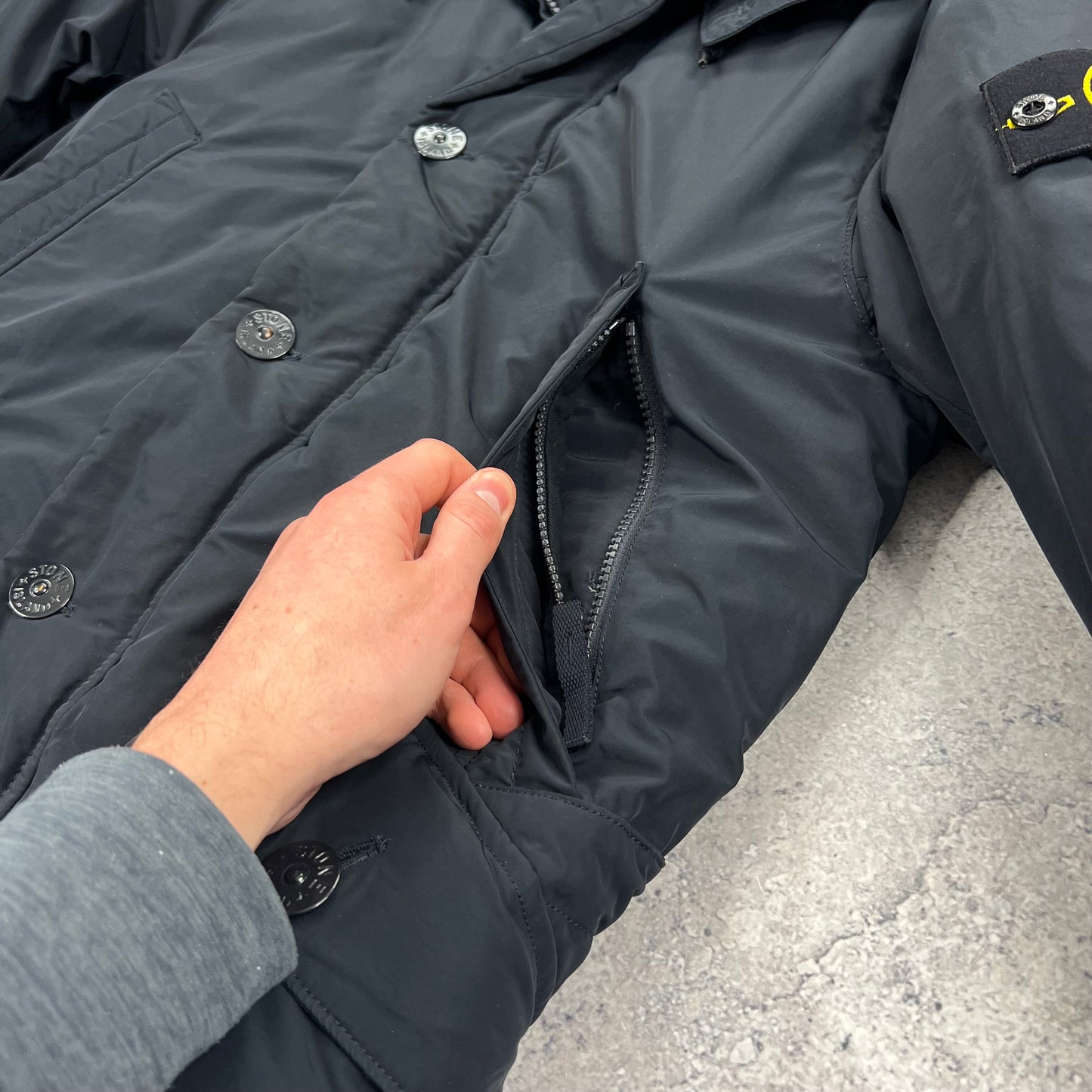 Stone Island Navy Micro Reps Down Parka Medium 23”