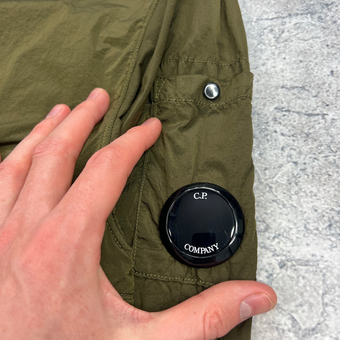 CP Company Chrome Khaki Lens Smock Medium 21”