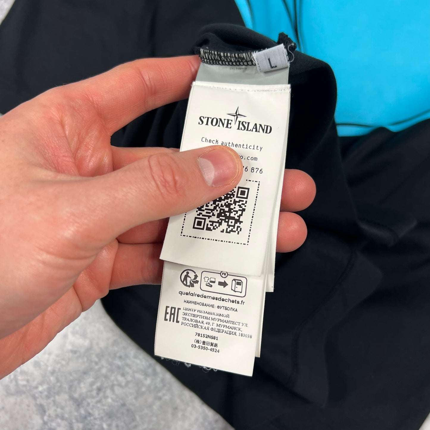 Stone Island Black/Blue Logo T-Shirt Large 21.75”