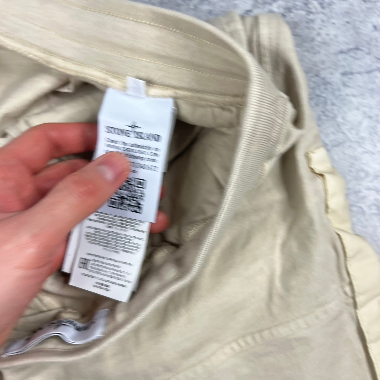 Stone Island Beige Mussola Jogger Shorts Medium 30-32”