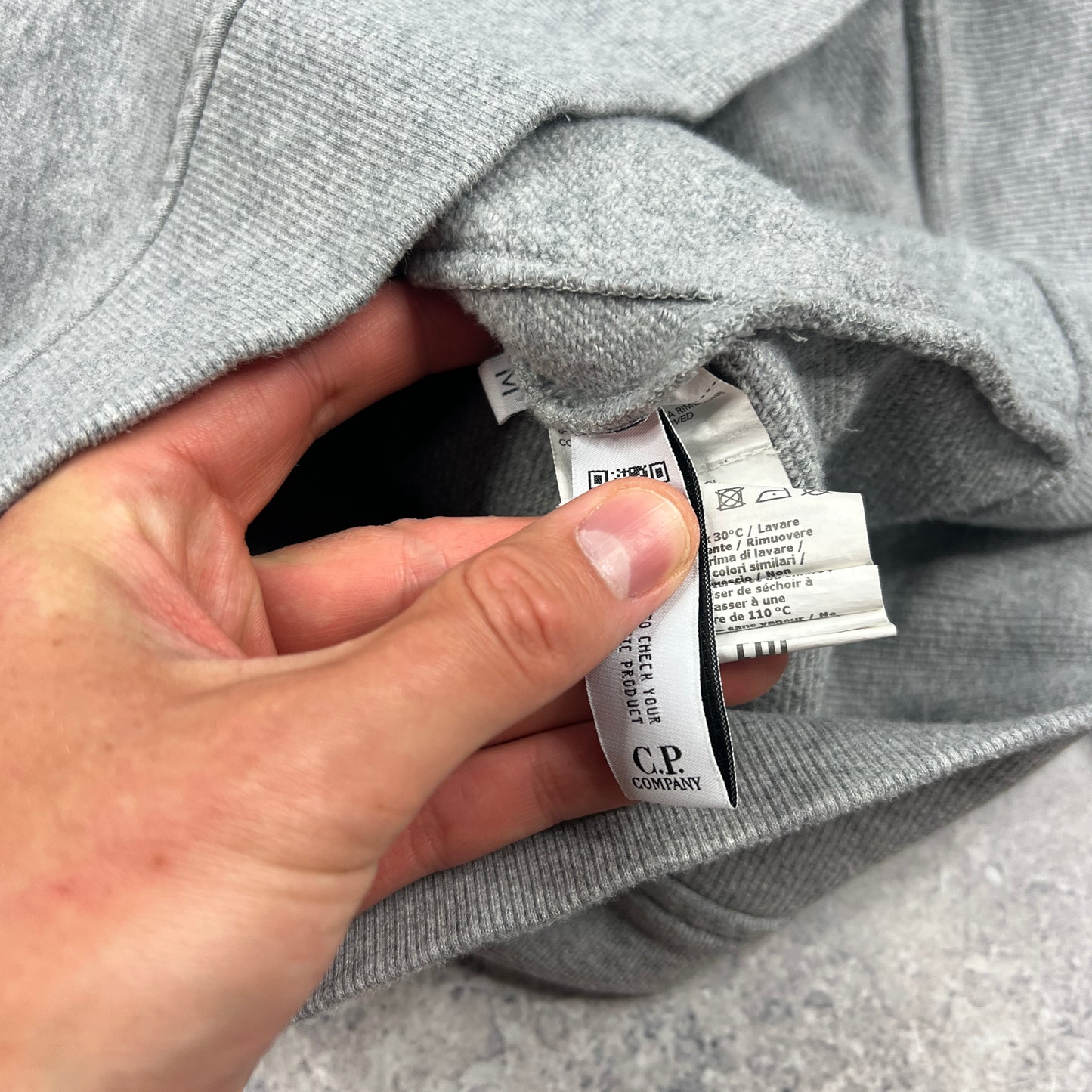 CP Company Grey Q Zip Lens Sweatshirt Medium 21”