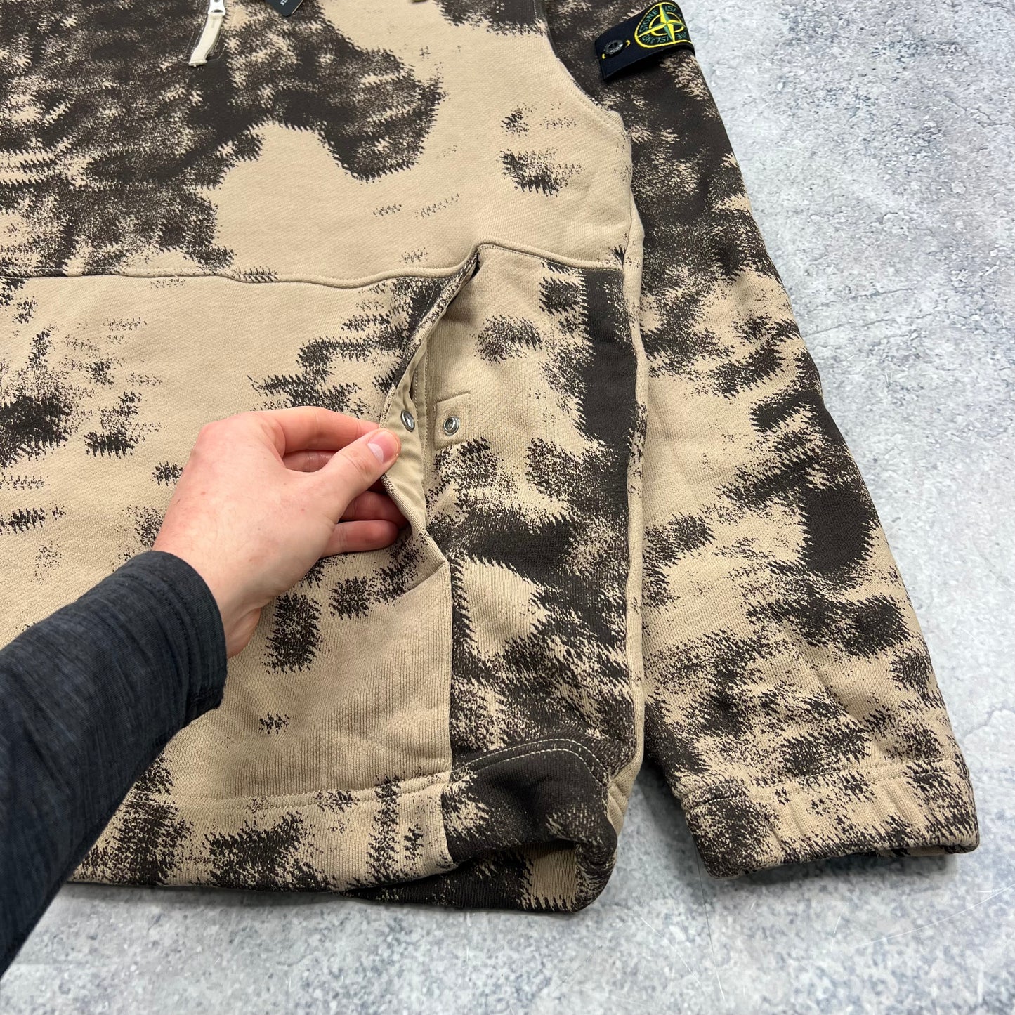 Stone Island Earth Camo Half Zip Hoodie XL 25” BNWT