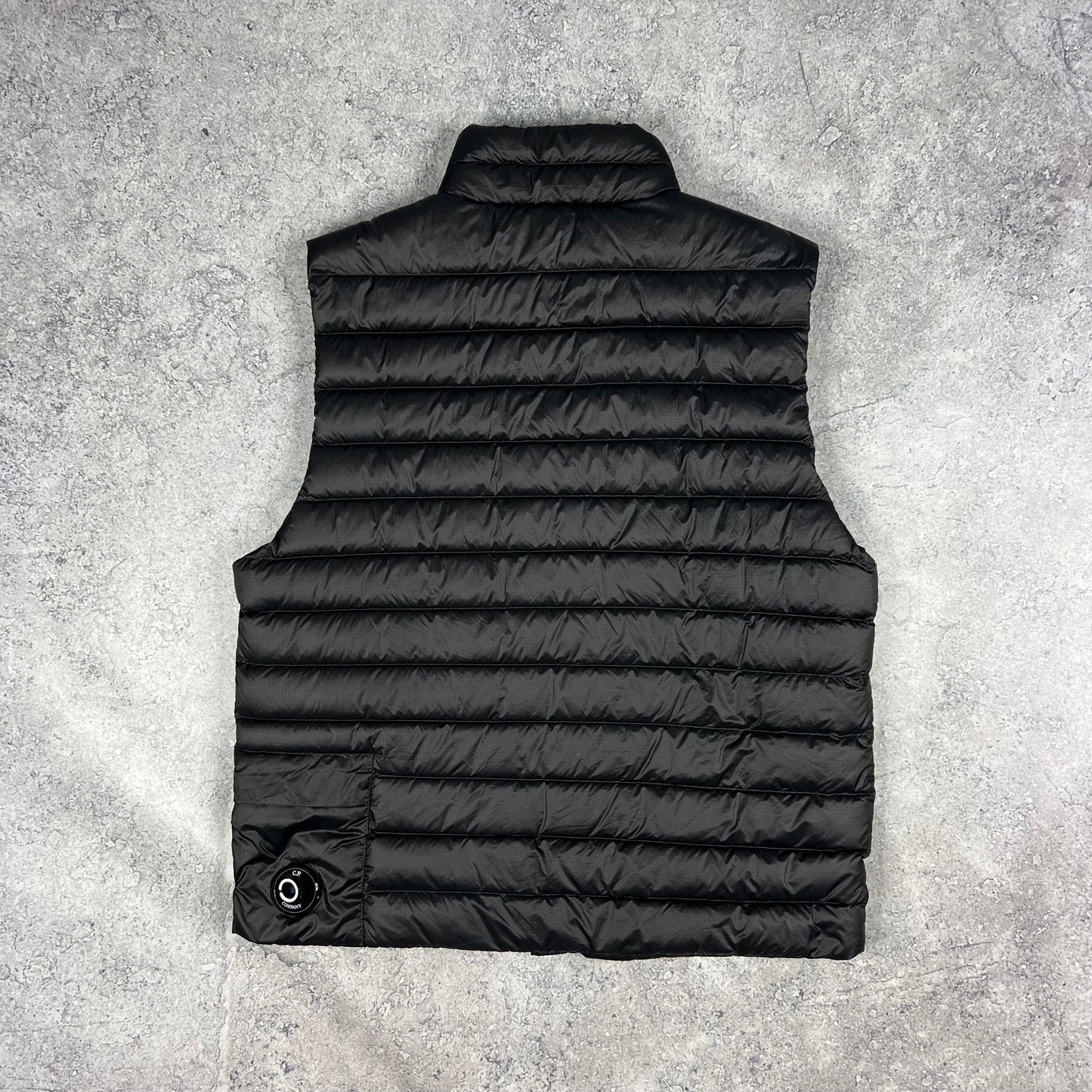 CP Company Black DD Shell Down Lens Gilet Large 22.75”