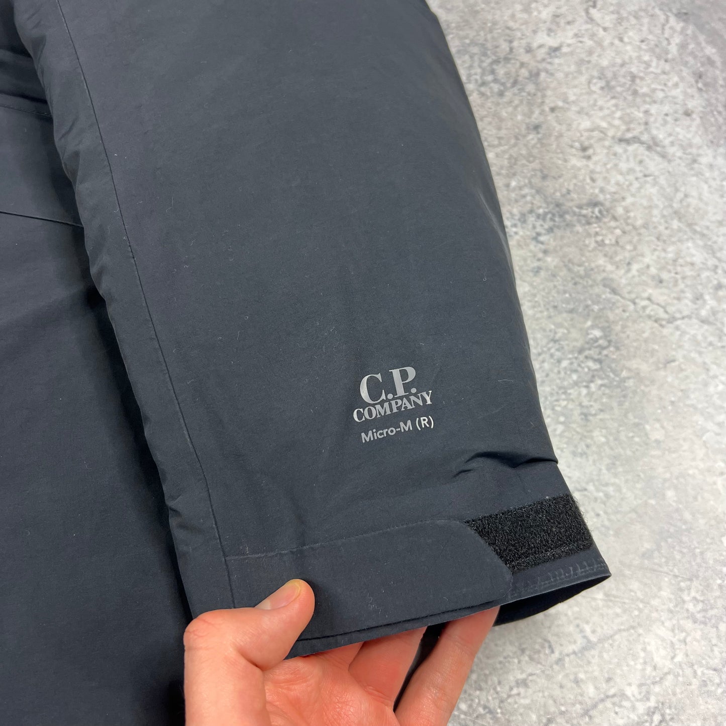 CP Company Navy Micro M Down Parka Large 25.5”