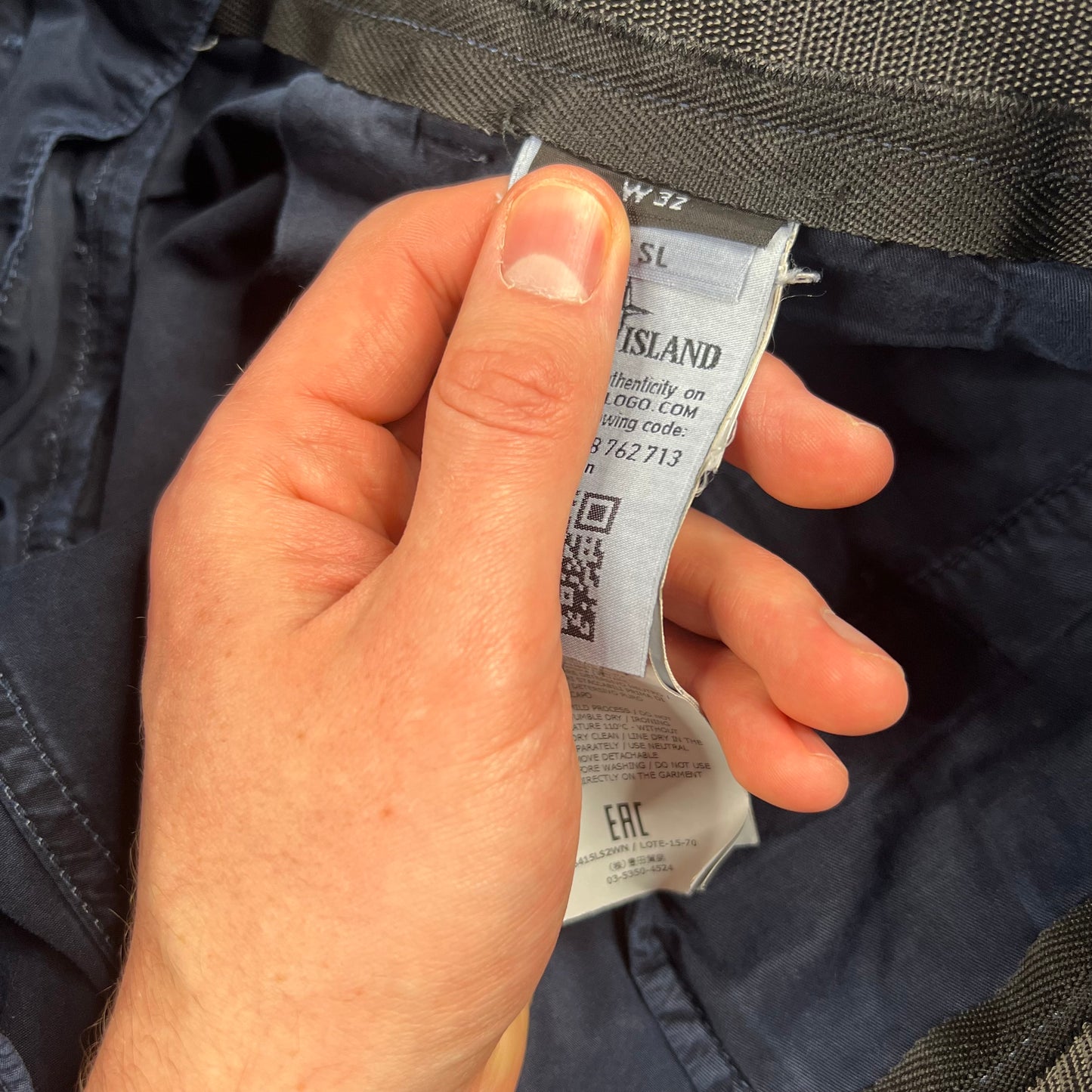 Stone Island Navy Cargo Shorts W32” Slim