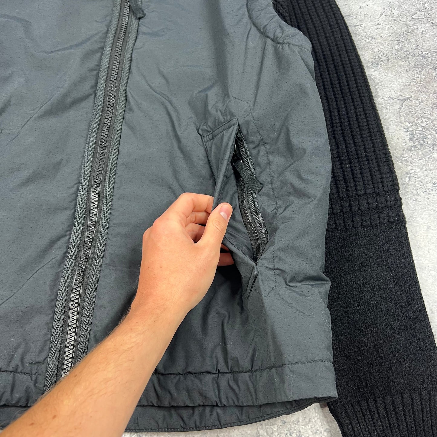 Stone Island Black Naslan Light Watro Primaloft Jacket Medium 22”