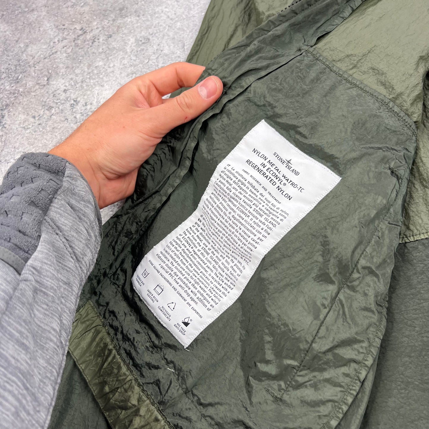 Stone Island Khaki Nylon Metal Watro Jacket XL 23.75” BNWT