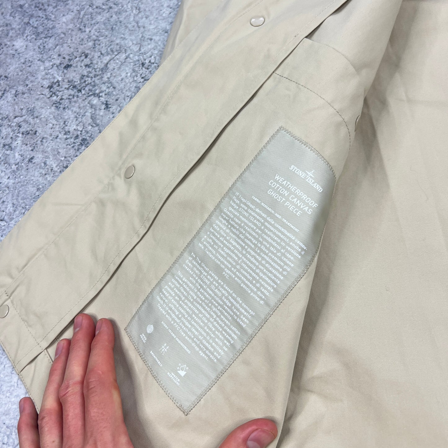 Stone Island Ghost Beige Weatherproof Jacket Medium 22.5” BNWT