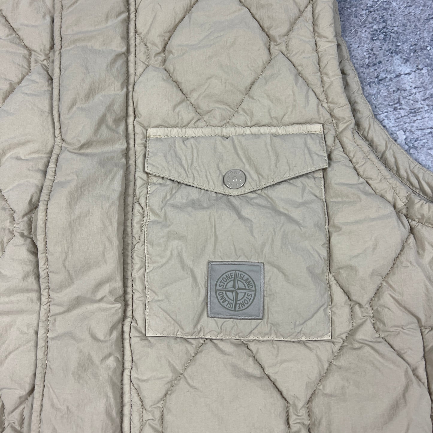 Stone Island Beige Nylon Smerigliato Gilet Medium 21”
