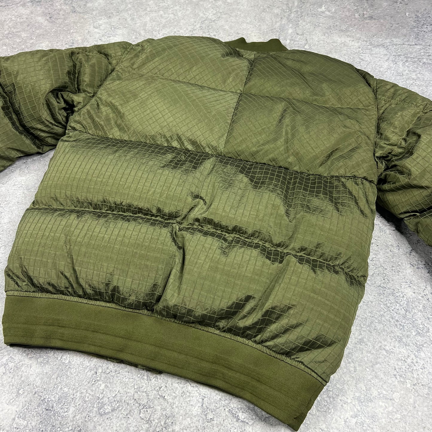 Stone Island Macro Nylon Metal Ripstop Down Jacket Medium 23”