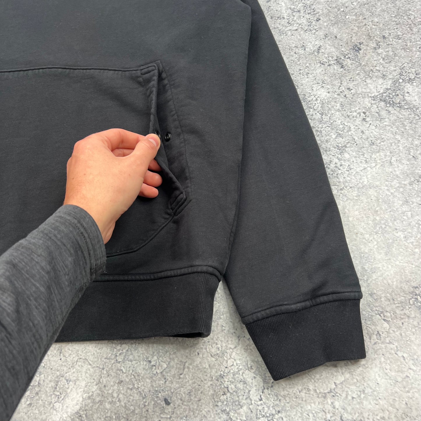 Stone Island Black Pullover Hoodie Large 23.5”