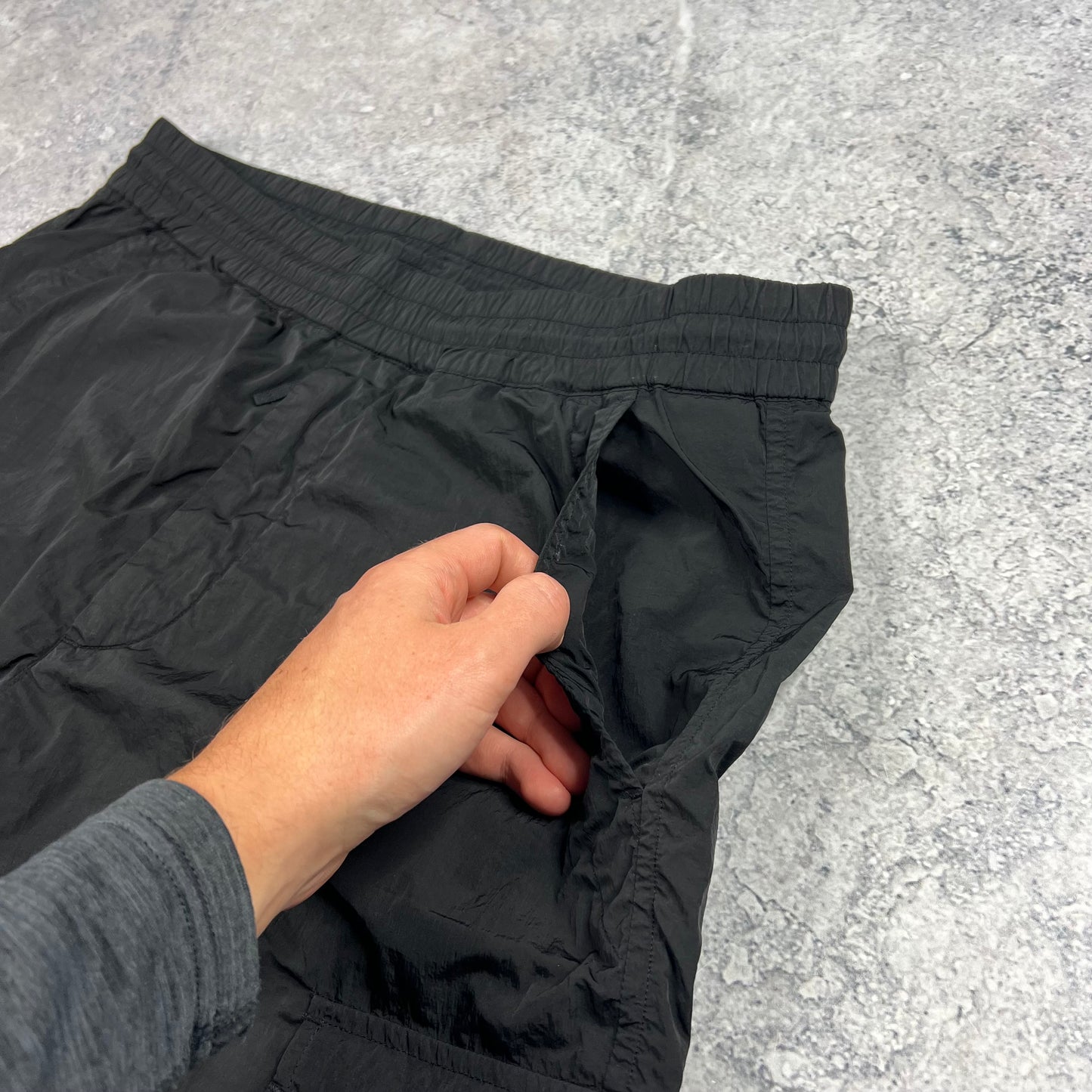 CP Company Black Chrome Lens Cargo Shorts 46- W30-32”