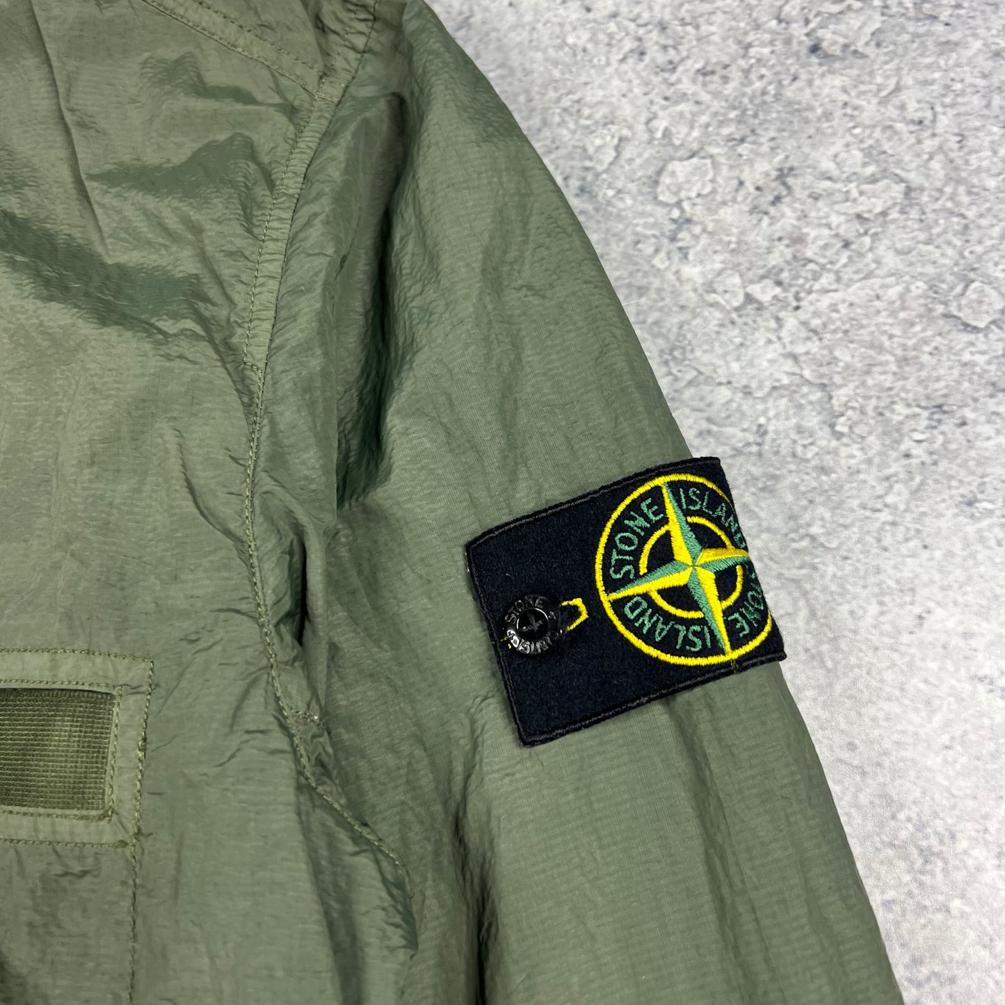 Stone Island Khaki Nylon Seersucker Overshirt Medium 21.5”
