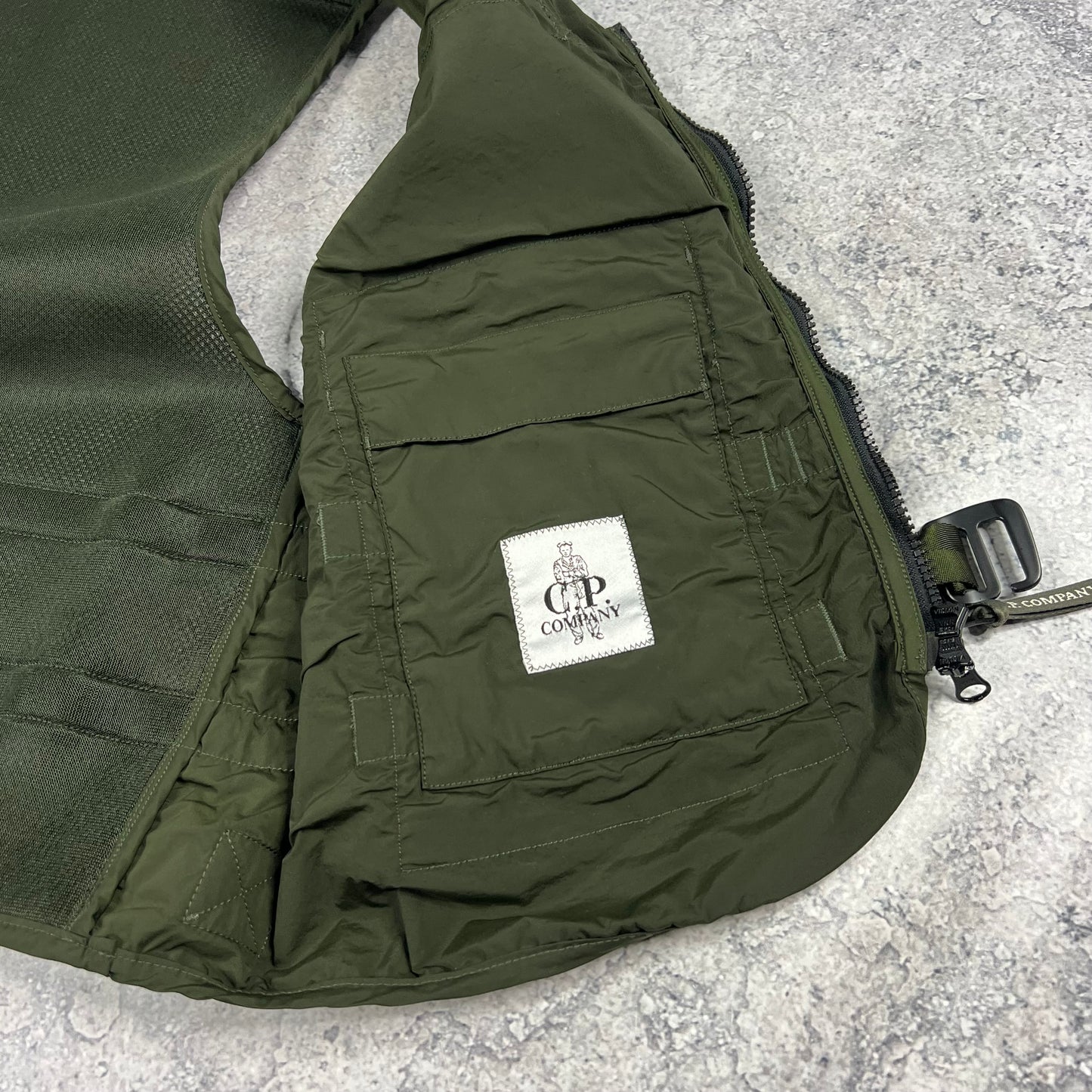 CP Company Green Prism Nylon Lens Gilet Size 48- Medium 21.75”