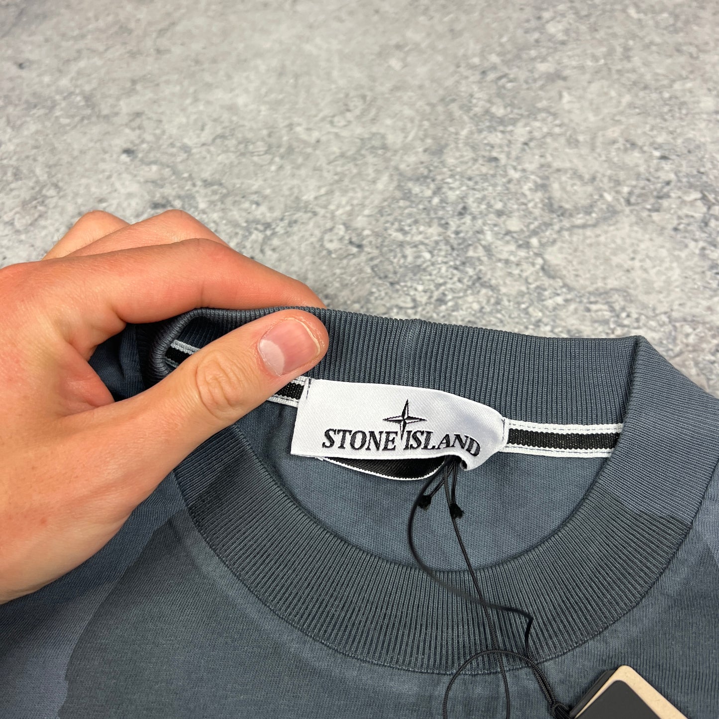 Stone Island Blue Whirlwind Logo T-Shirt Medium 22.75” BNWT